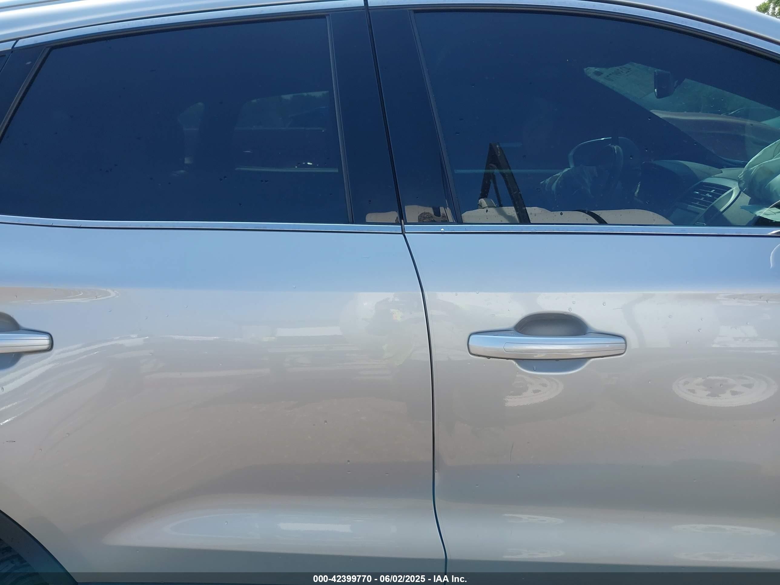 2015 Lincoln Mkc   Silver vin: 5LMTJ2AH2FUJ30351