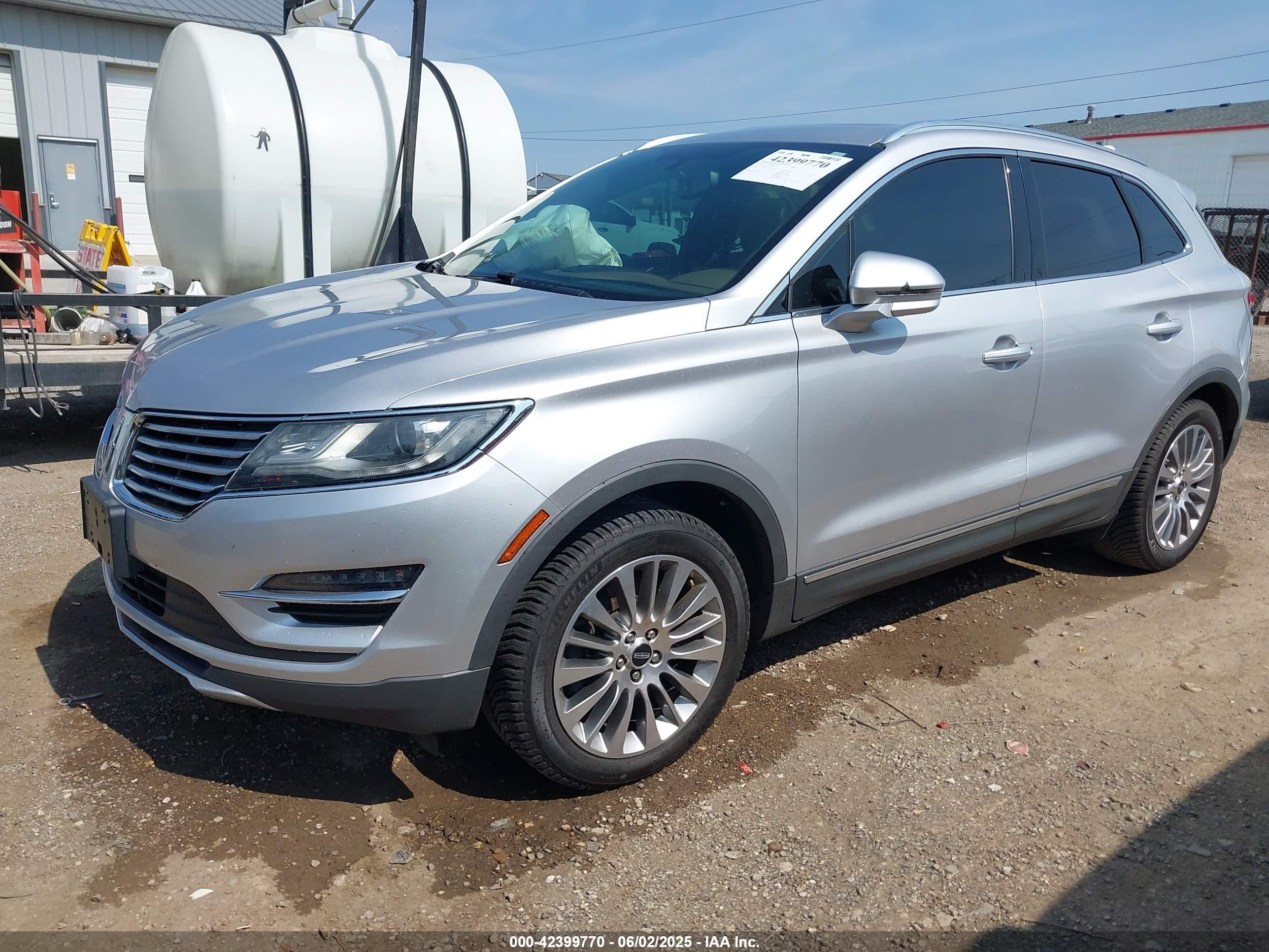 2015 Lincoln Mkc   Silver vin: 5LMTJ2AH2FUJ30351
