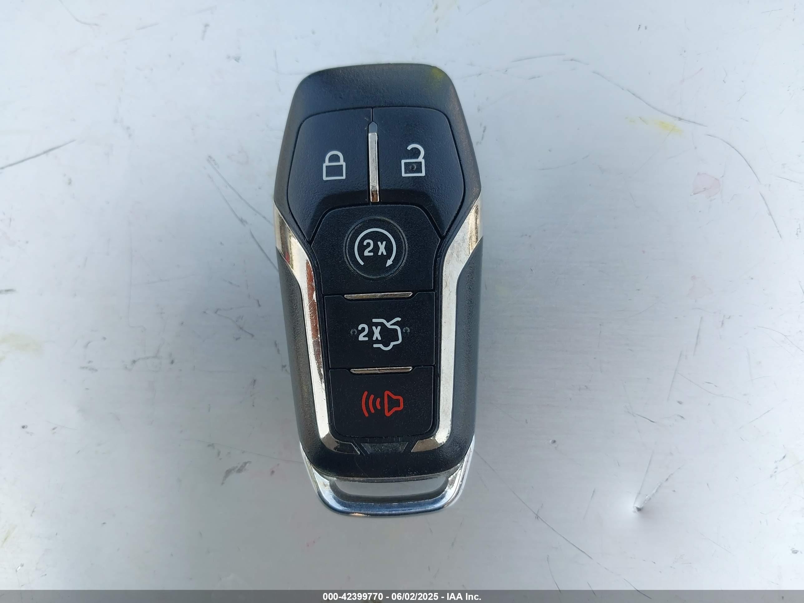 2015 Lincoln Mkc   Silver vin: 5LMTJ2AH2FUJ30351