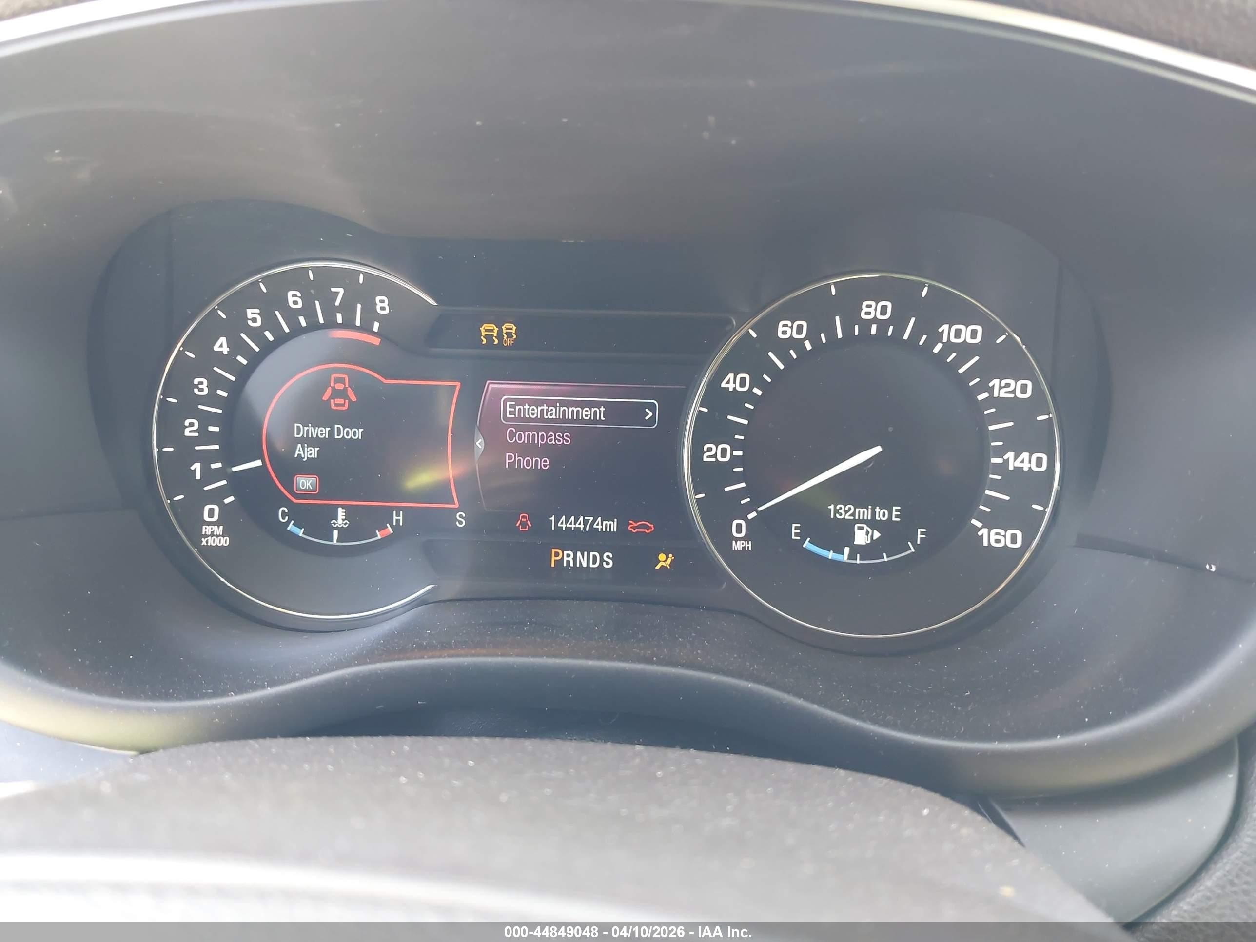 2015 Lincoln Mkc   White vin: 5LMTJ2AH3FUJ15843