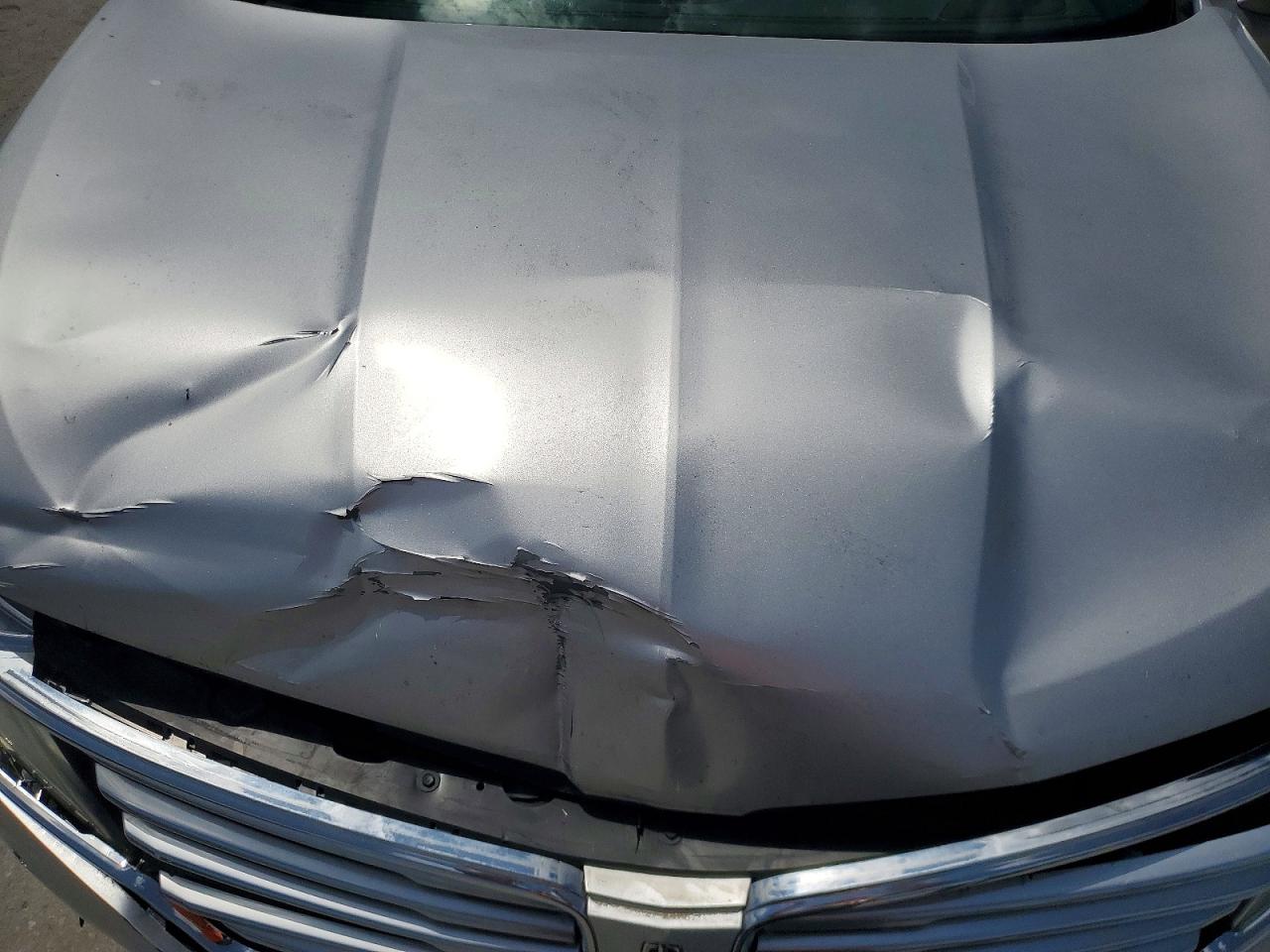 2015 Lincoln Mkc Серебряный vin: 5LMTJ2AH5FUJ42493
