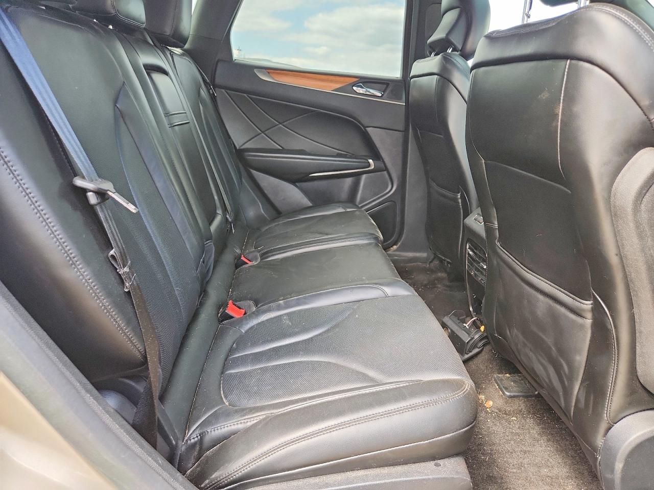 2015 Lincoln Mkc Бежевый vin: 5LMTJ2AH5FUJ45071