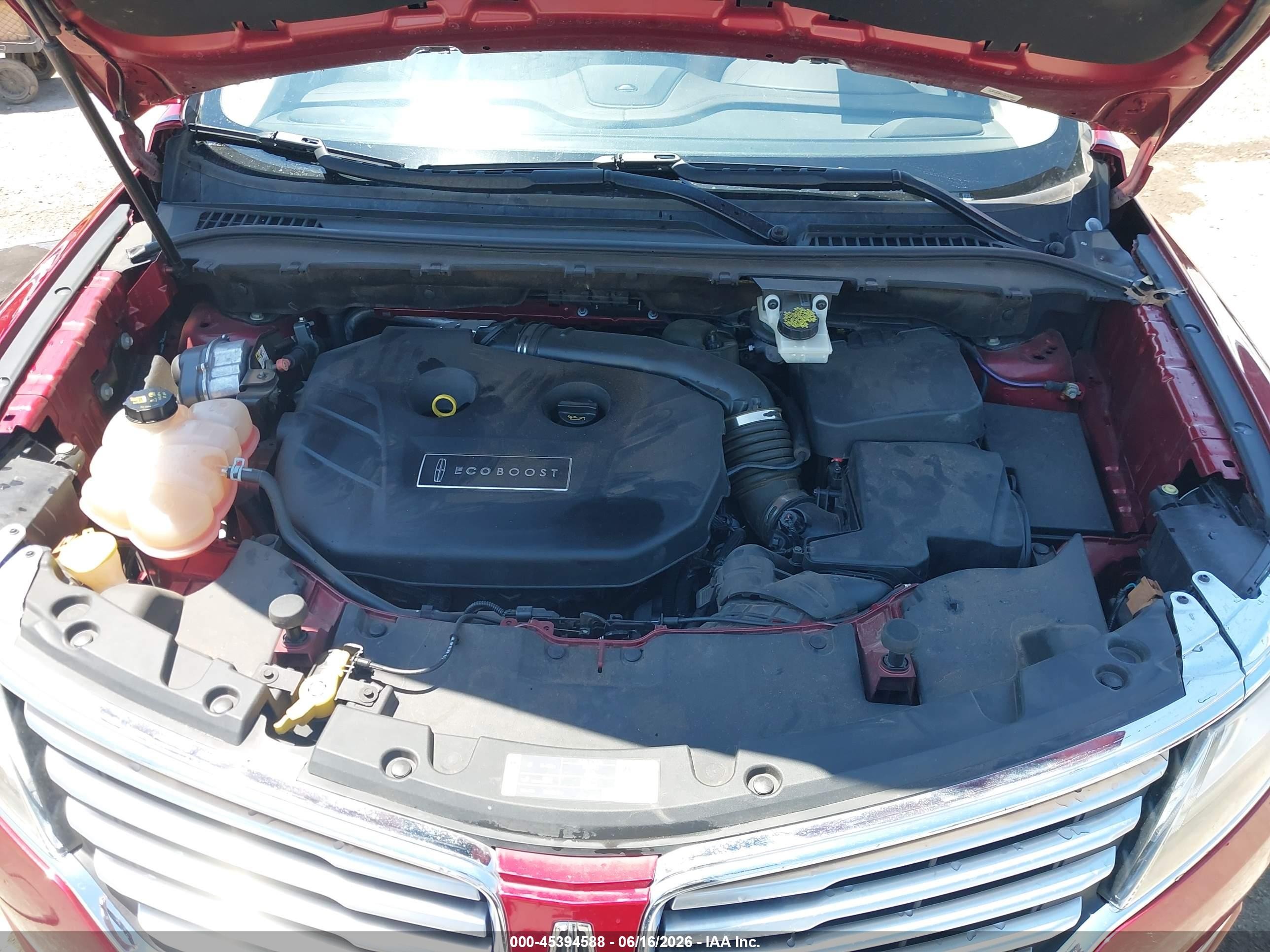 2015 Lincoln Mkc   Red vin: 5LMTJ2AH6FUJ30952