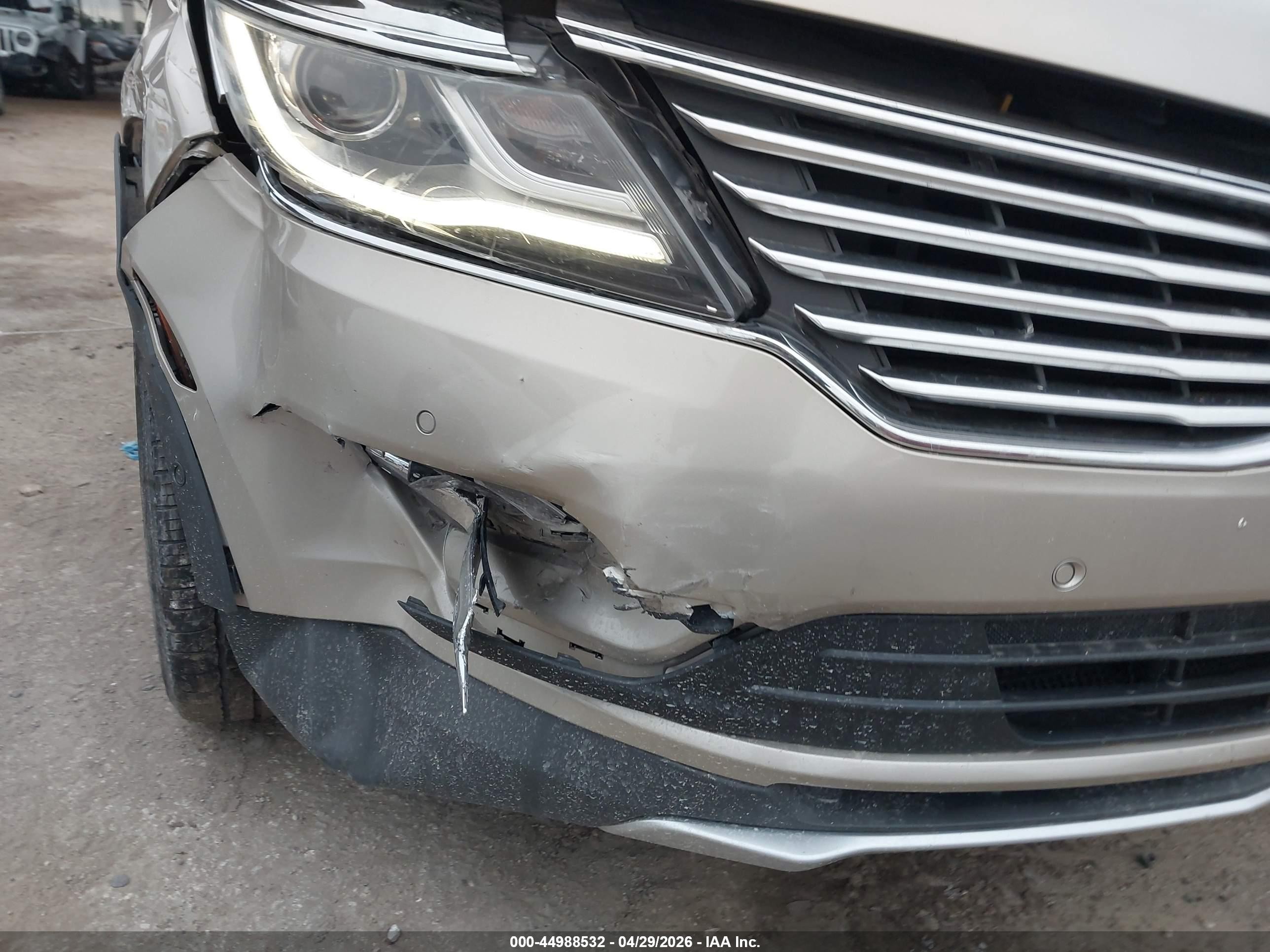2015 Lincoln Mkc   Beige vin: 5LMTJ2AH6FUJ42907