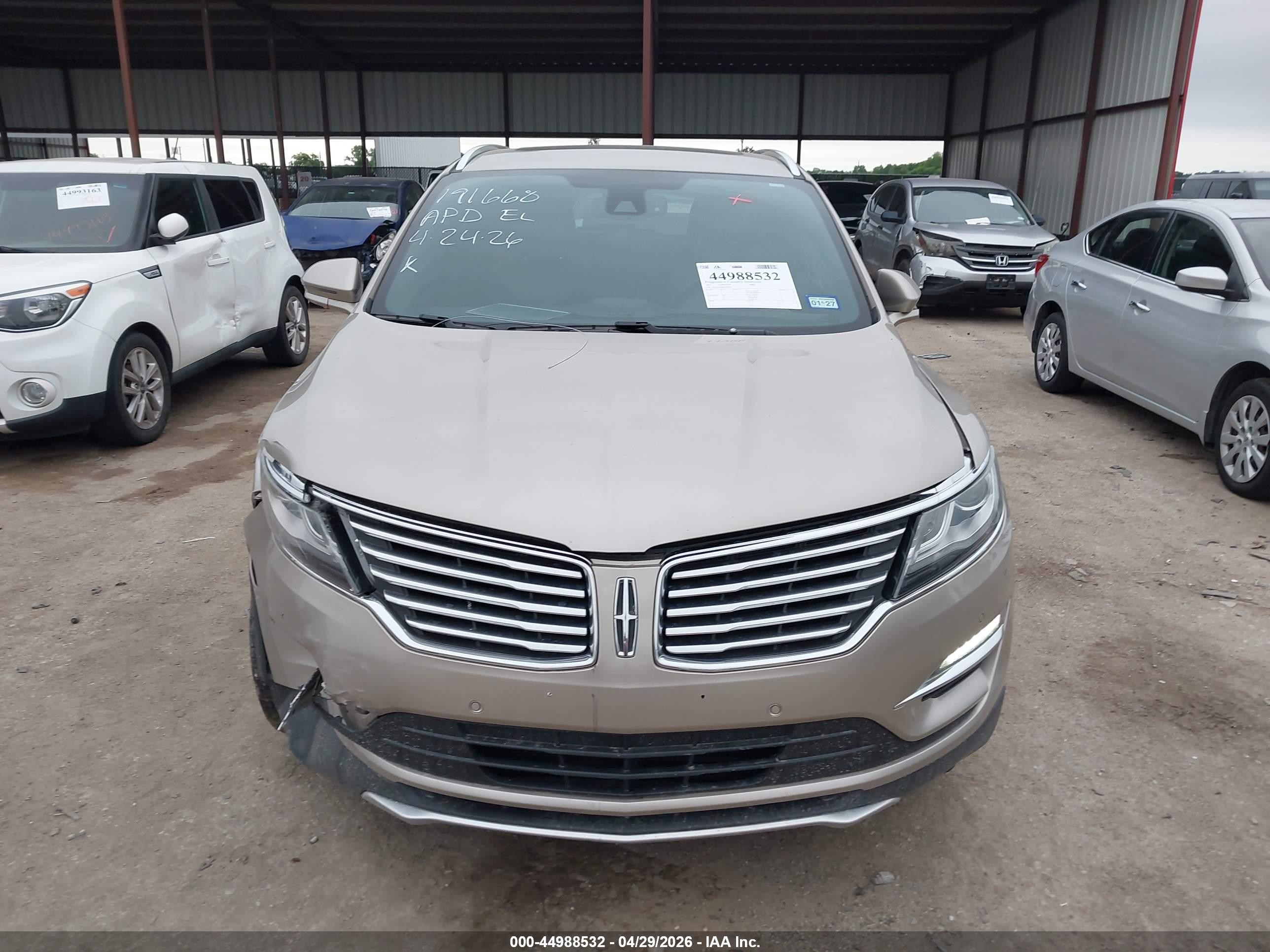 2015 Lincoln Mkc   Beige vin: 5LMTJ2AH6FUJ42907