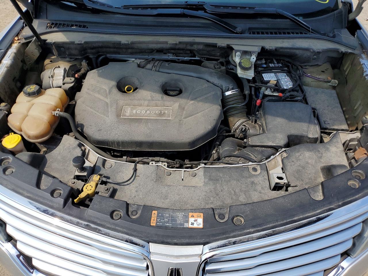 2015 Lincoln Mkc Silver vin: 5LMTJ2AH7FUJ38221