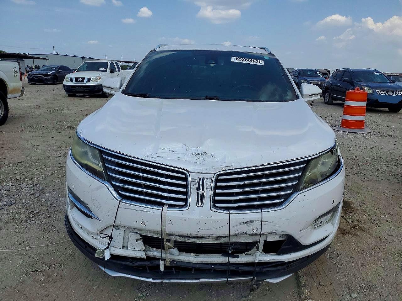 2015 Lincoln Mkc White vin: 5LMTJ2AH8FUJ03848