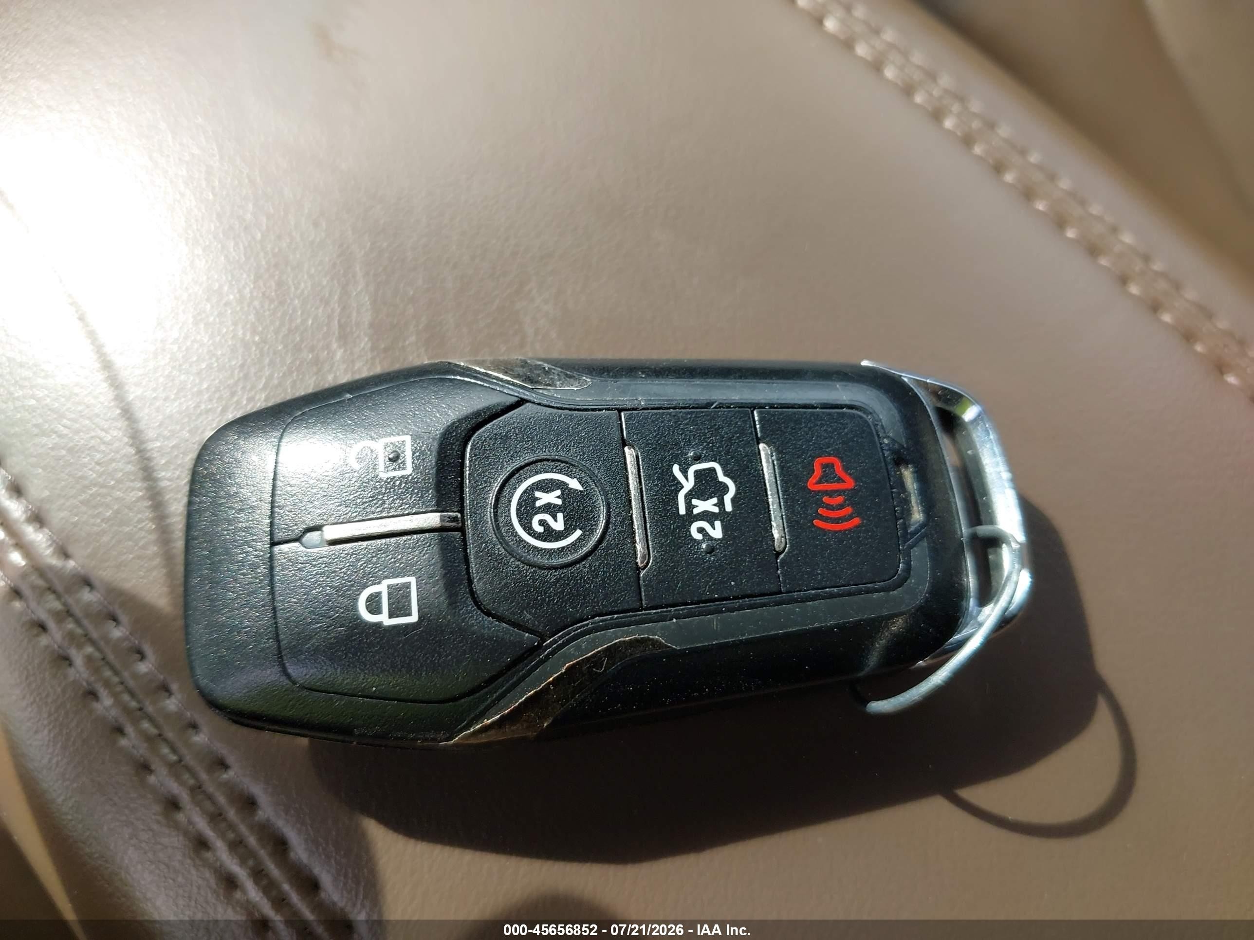 2015 Lincoln Mkc   Champagne vin: 5LMTJ2AH8FUJ19029