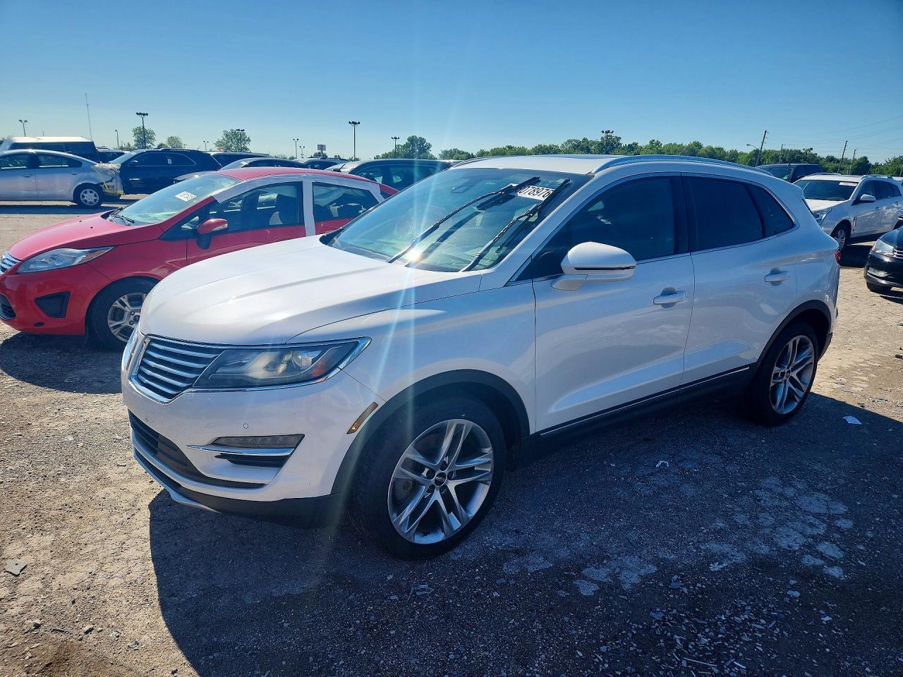 2015 Lincoln Mkc Белый vin: 5LMTJ2AH8FUJ33268