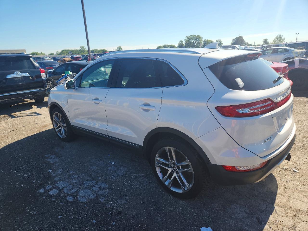 2015 Lincoln Mkc Белый vin: 5LMTJ2AH8FUJ33268