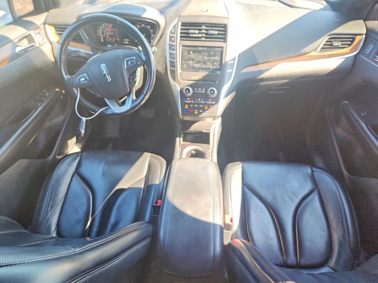 2015 Lincoln Mkc Белый vin: 5LMTJ2AH8FUJ33268