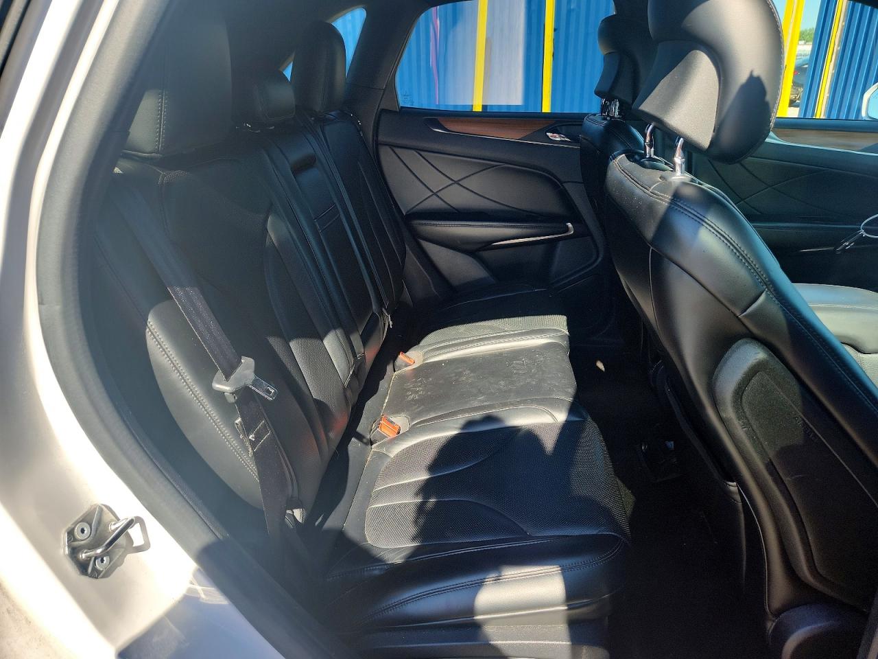 2015 Lincoln Mkc Белый vin: 5LMTJ2AH8FUJ33268