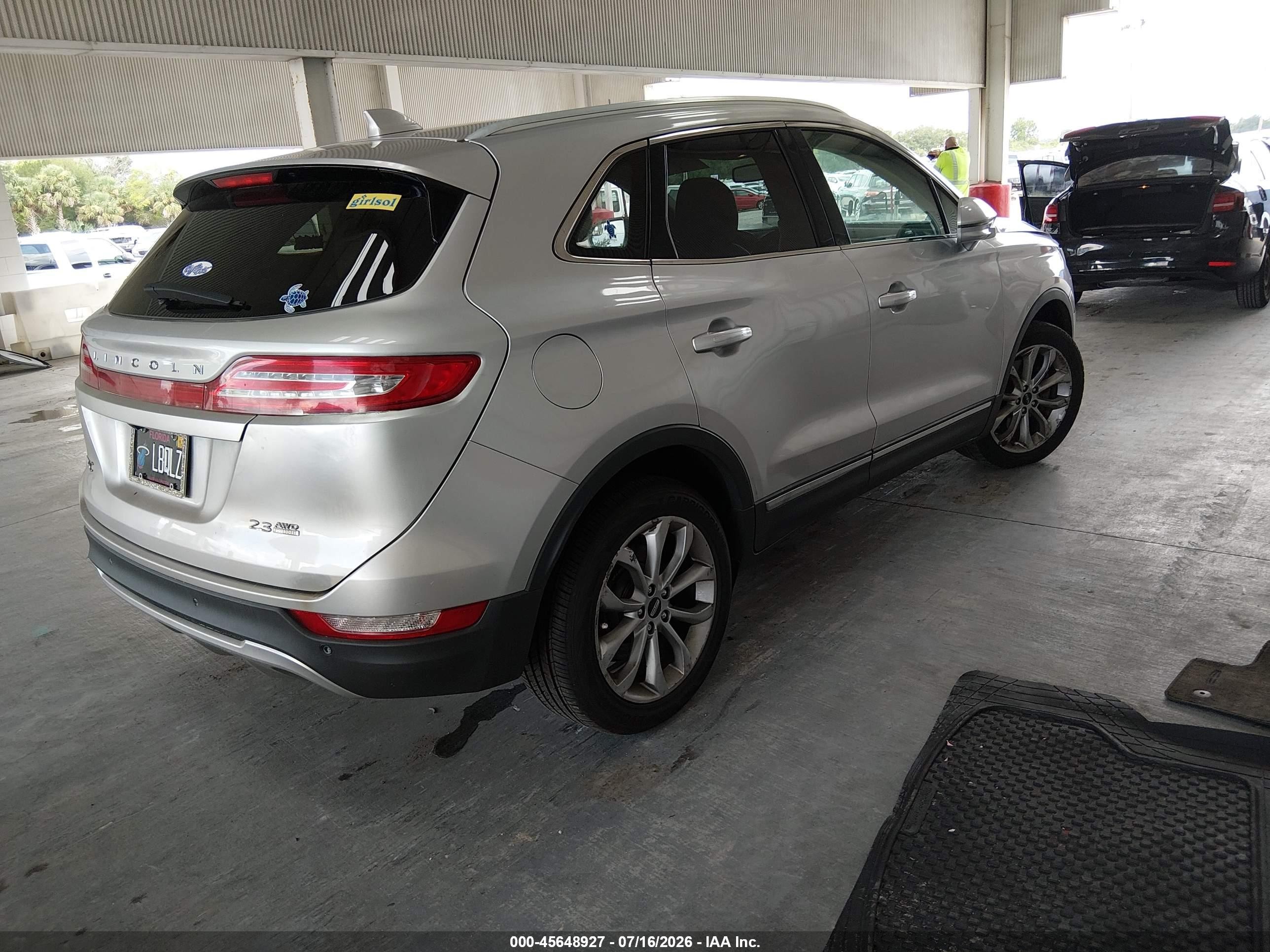 2015 Lincoln Mkc Серебряный vin: 5LMTJ2AHXFUJ09733