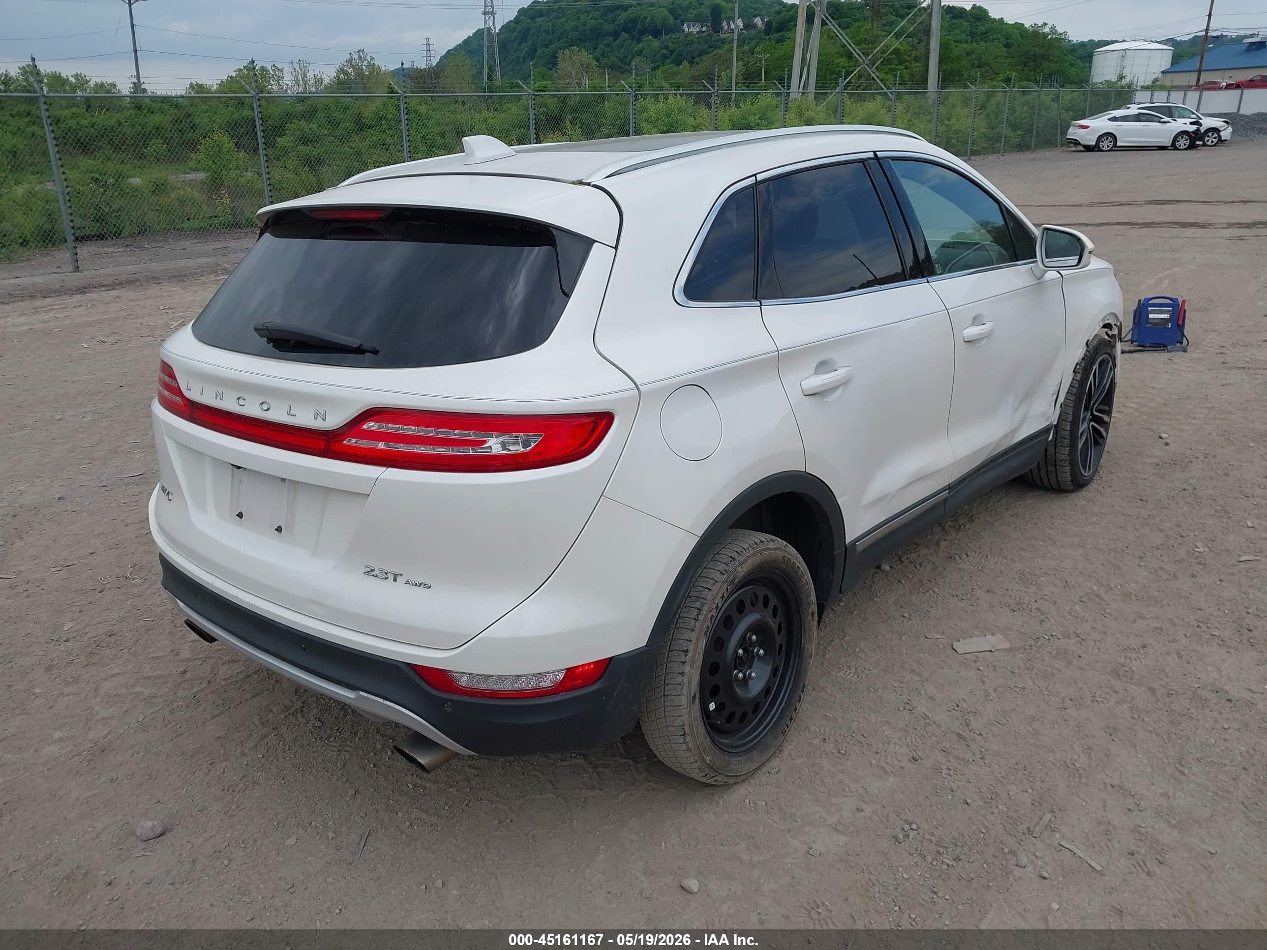 2017 Lincoln Mkc Reserve White vin: 5LMTJ3DH7HUL11787