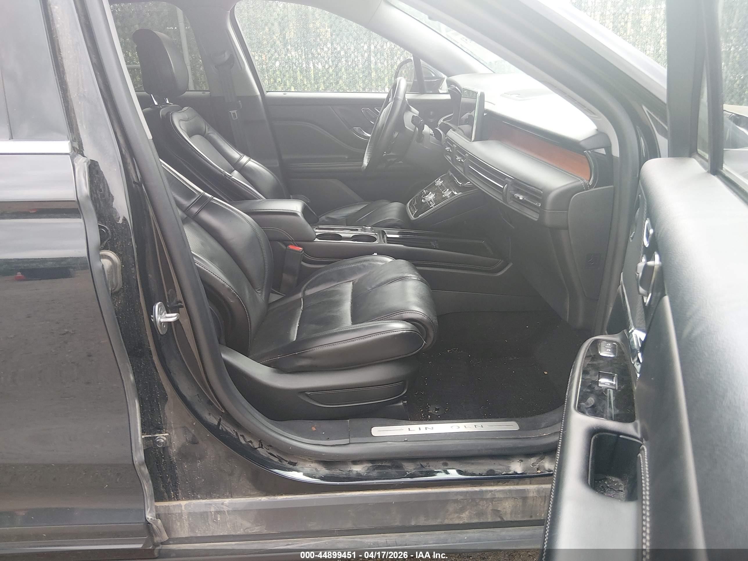 2021 Lincoln Corsair Grand Touring Черный vin: 5LMTJ5DZ9MUL27455