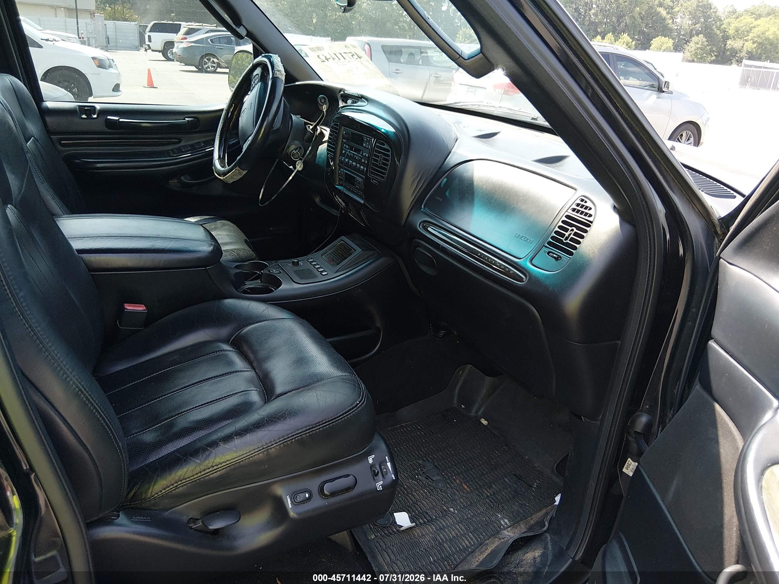 2002 Lincoln Blackwood   Black vin: 5LTEW05A92KJ03413