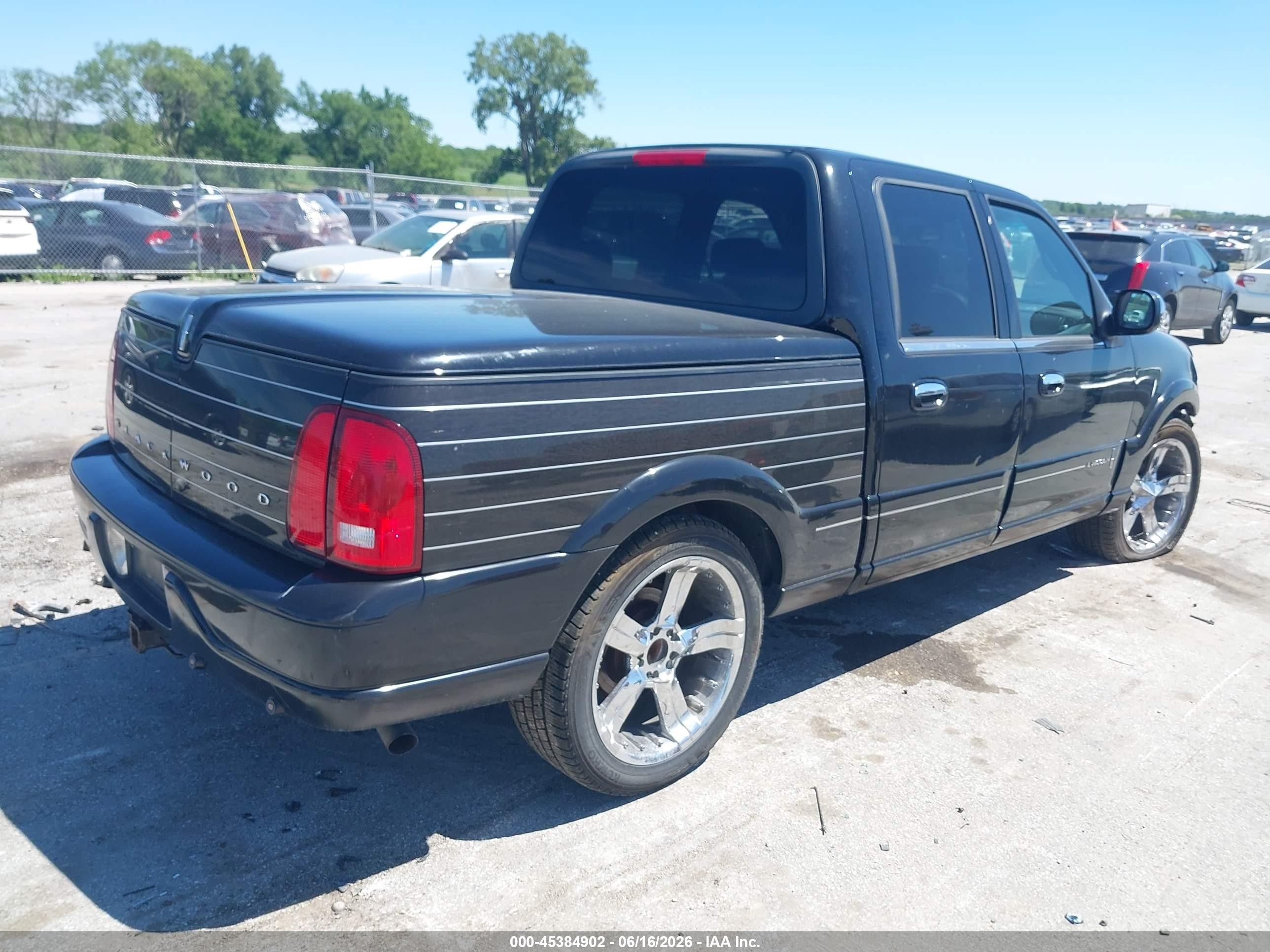 2002 Lincoln Blackwood   Black vin: 5LTEW05AX2KJ00102