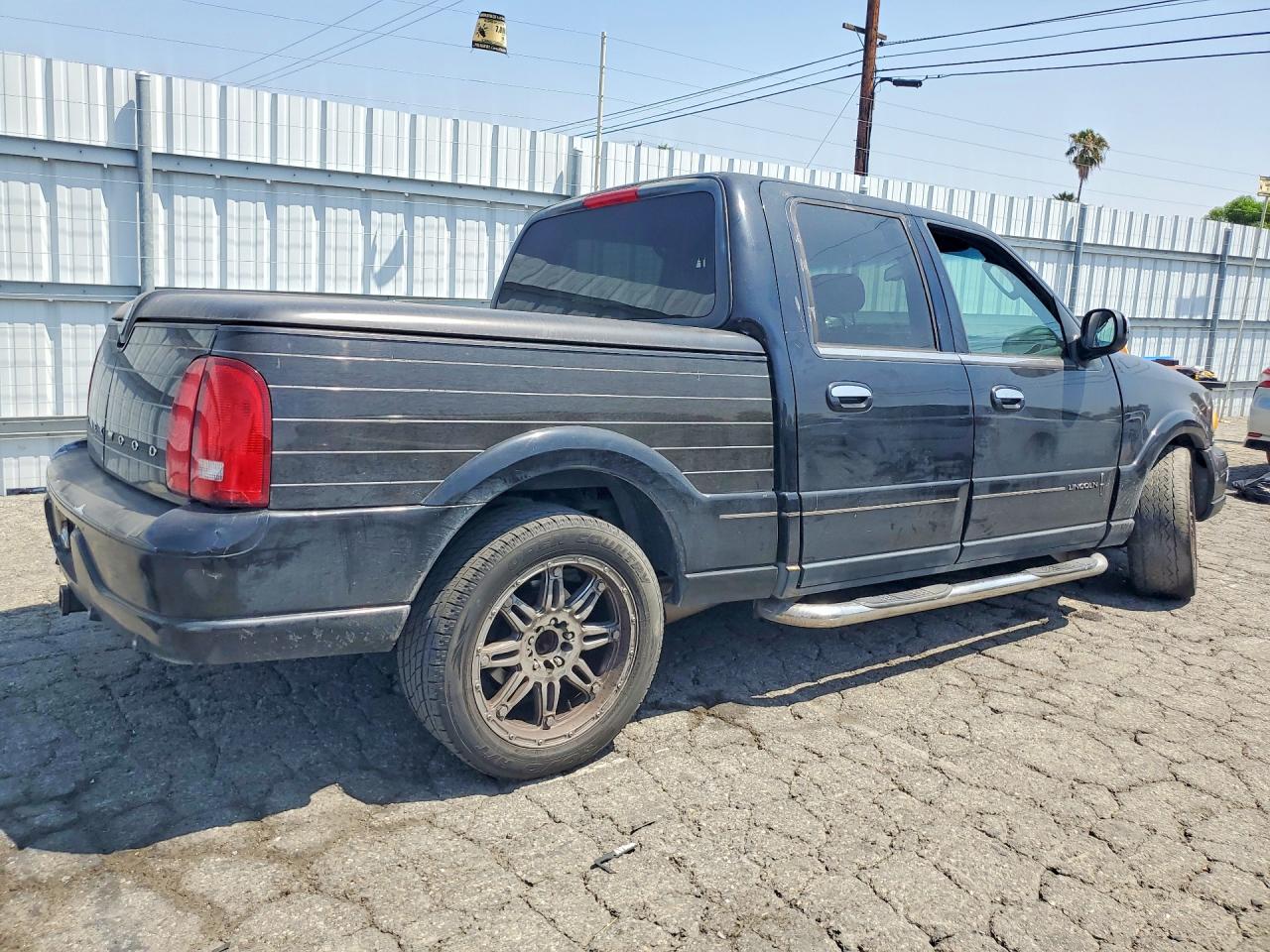 2002 Lincoln Blackwood Black vin: 5LTEW05AX2KJ03016