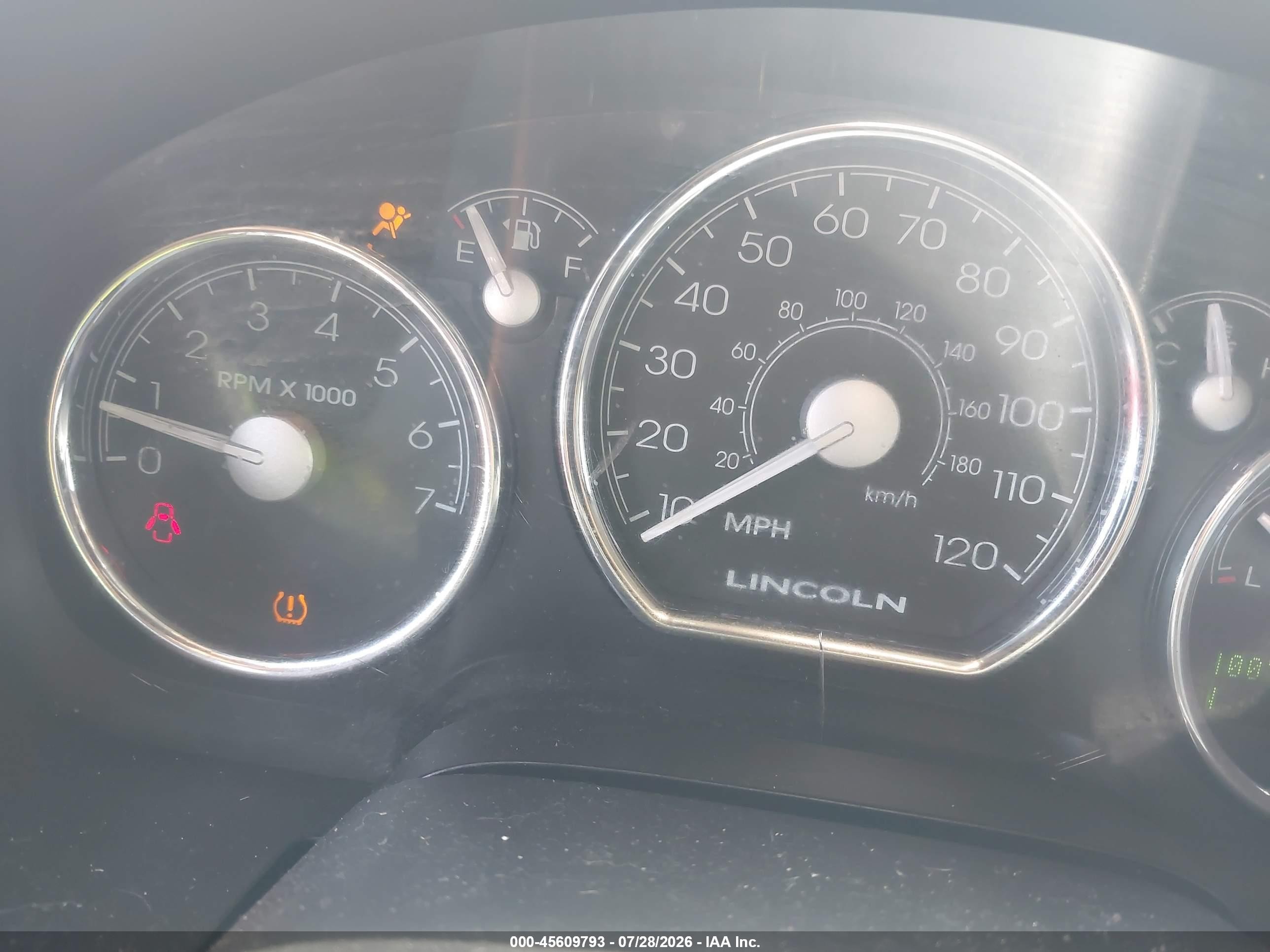 2008 Lincoln Mark Lt White vin: 5LTPW16518FJ01611