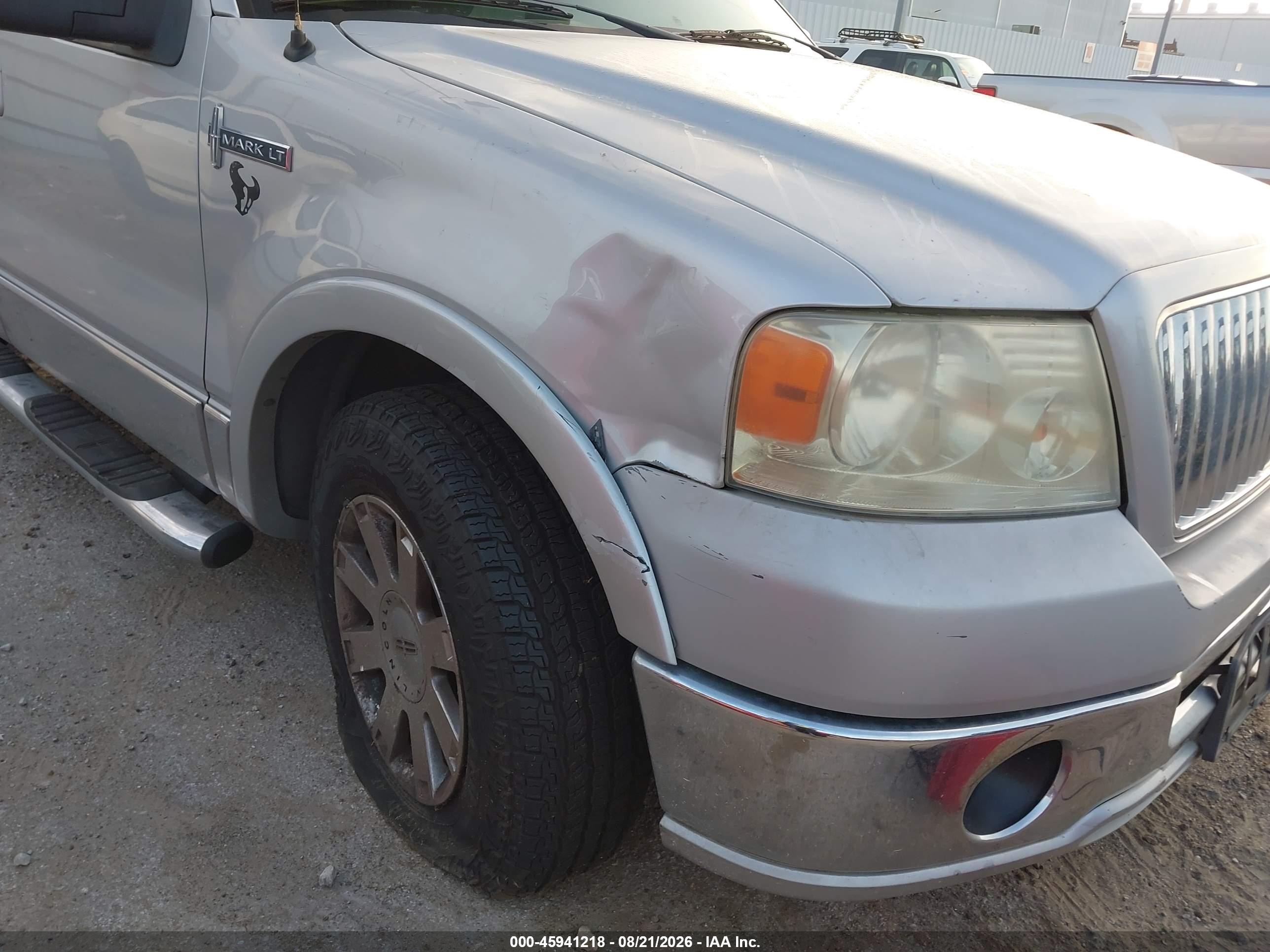 2006 Lincoln Mark Lt   Silver vin: 5LTPW16526FJ20603