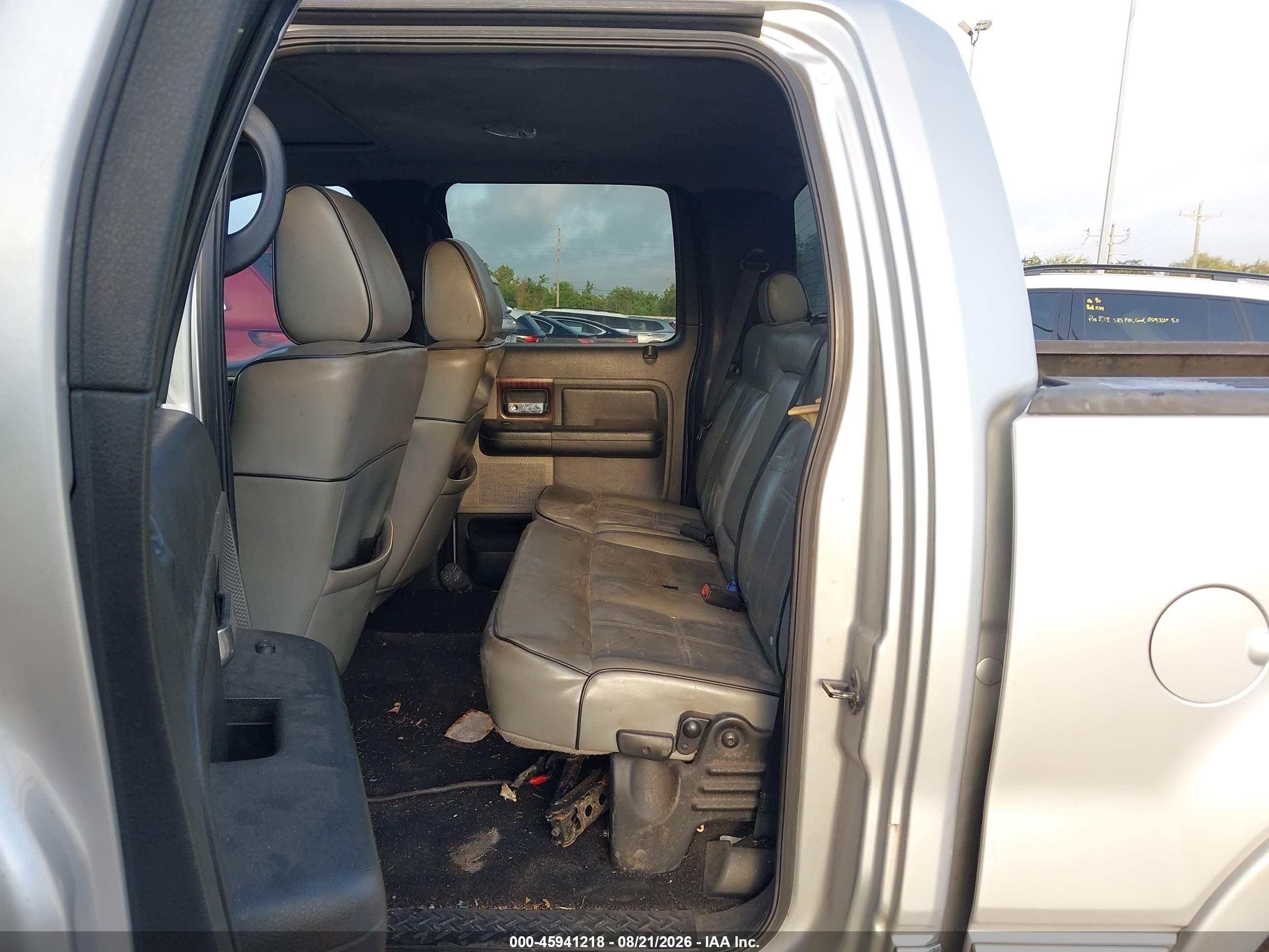 2006 Lincoln Mark Lt   Silver vin: 5LTPW16526FJ20603