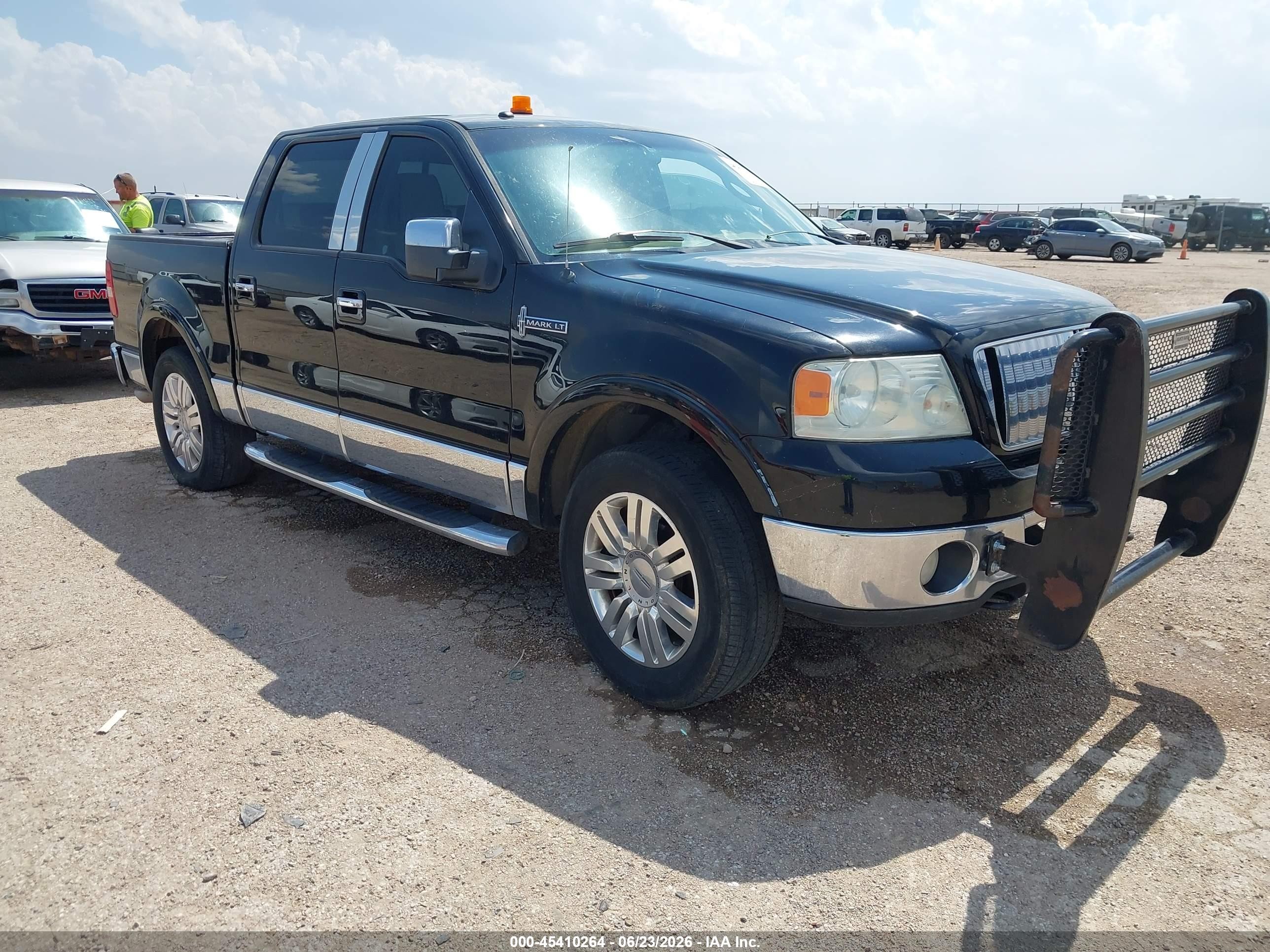 2006 Lincoln Mark Lt   Black vin: 5LTPW16526FJ20617