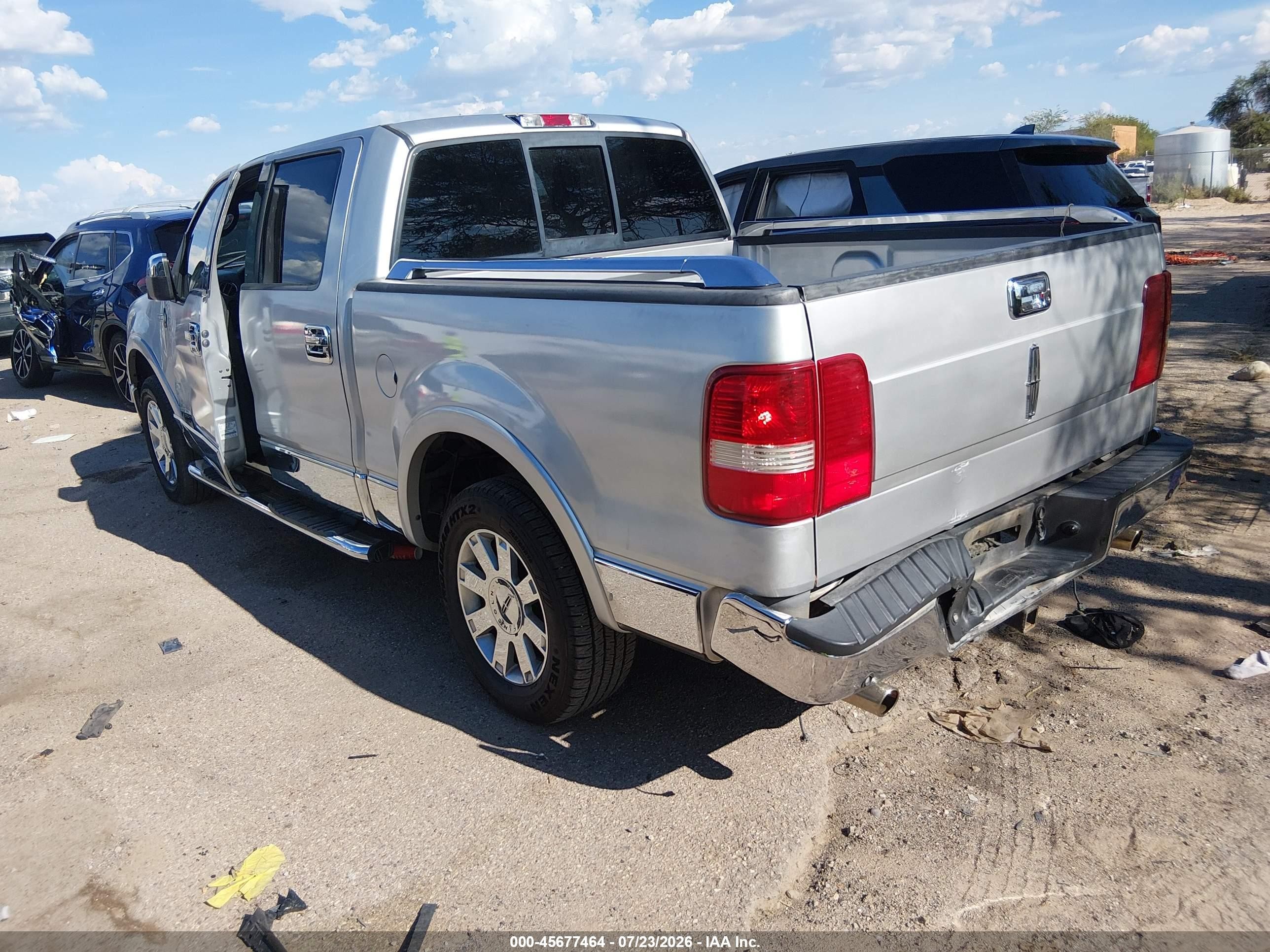 2006 Lincoln Mark Lt   Silver vin: 5LTPW16536FJ25440