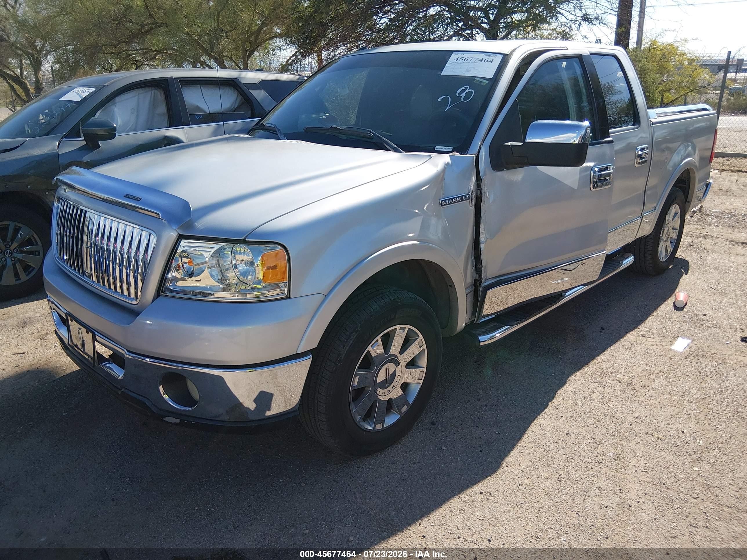 2006 Lincoln Mark Lt   Silver vin: 5LTPW16536FJ25440