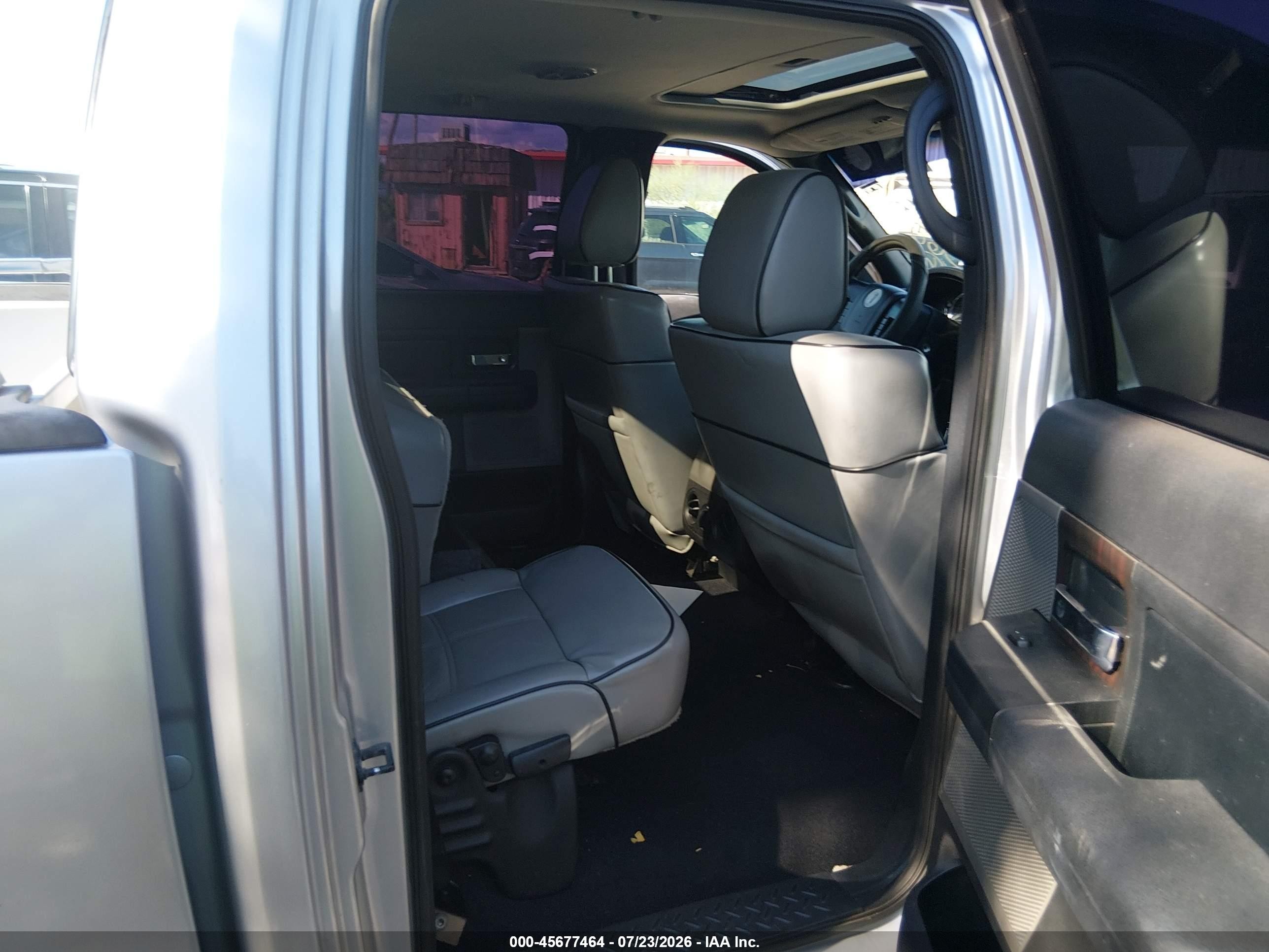 2006 Lincoln Mark Lt   Silver vin: 5LTPW16536FJ25440