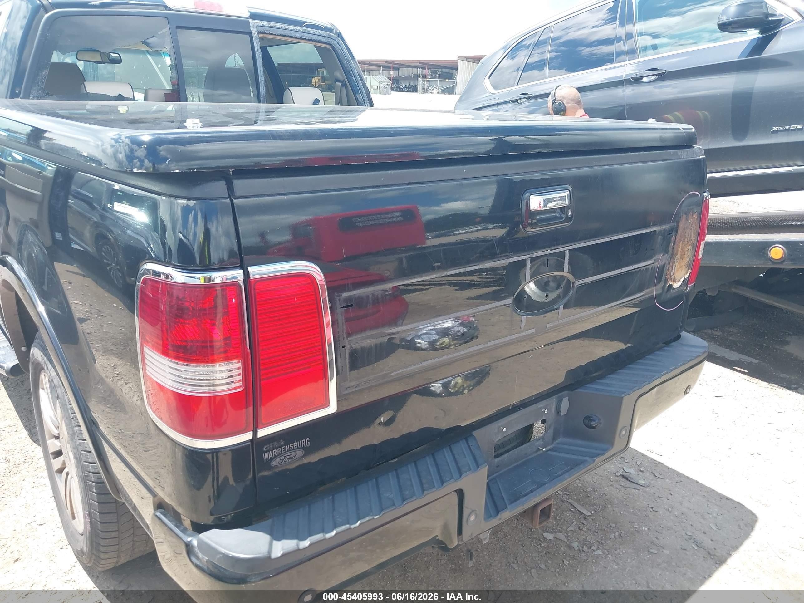 2007 Lincoln Mark Lt   Black vin: 5LTPW16537FJ11846