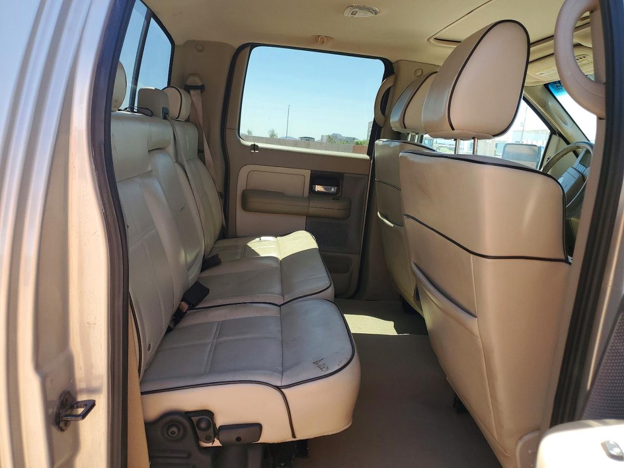 2006 Lincoln Mark Lt Silver vin: 5LTPW16546FJ13510