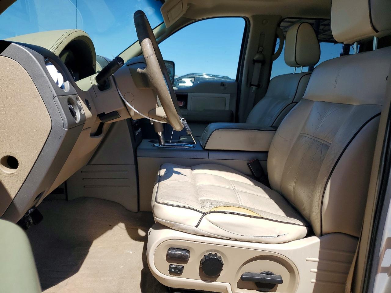 2006 Lincoln Mark Lt Silver vin: 5LTPW16546FJ13510