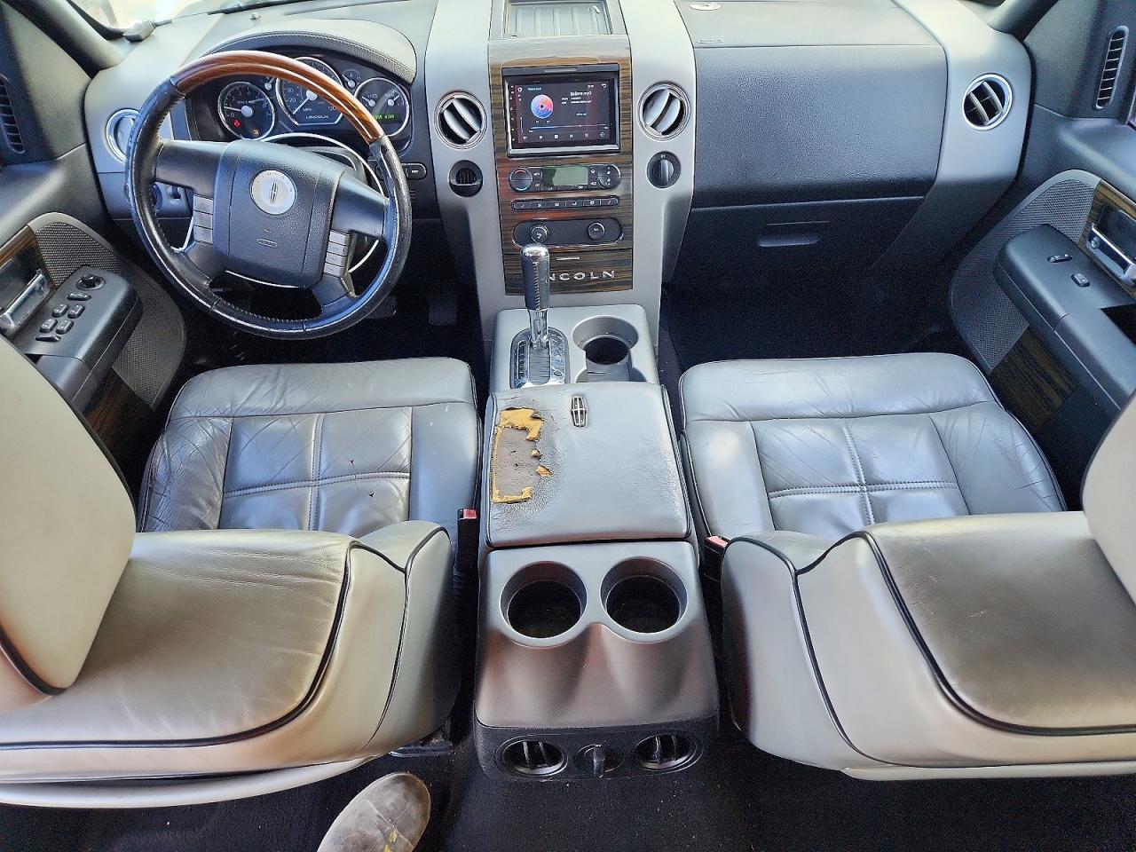 2007 Lincoln Mark Lt White vin: 5LTPW16547FJ04906