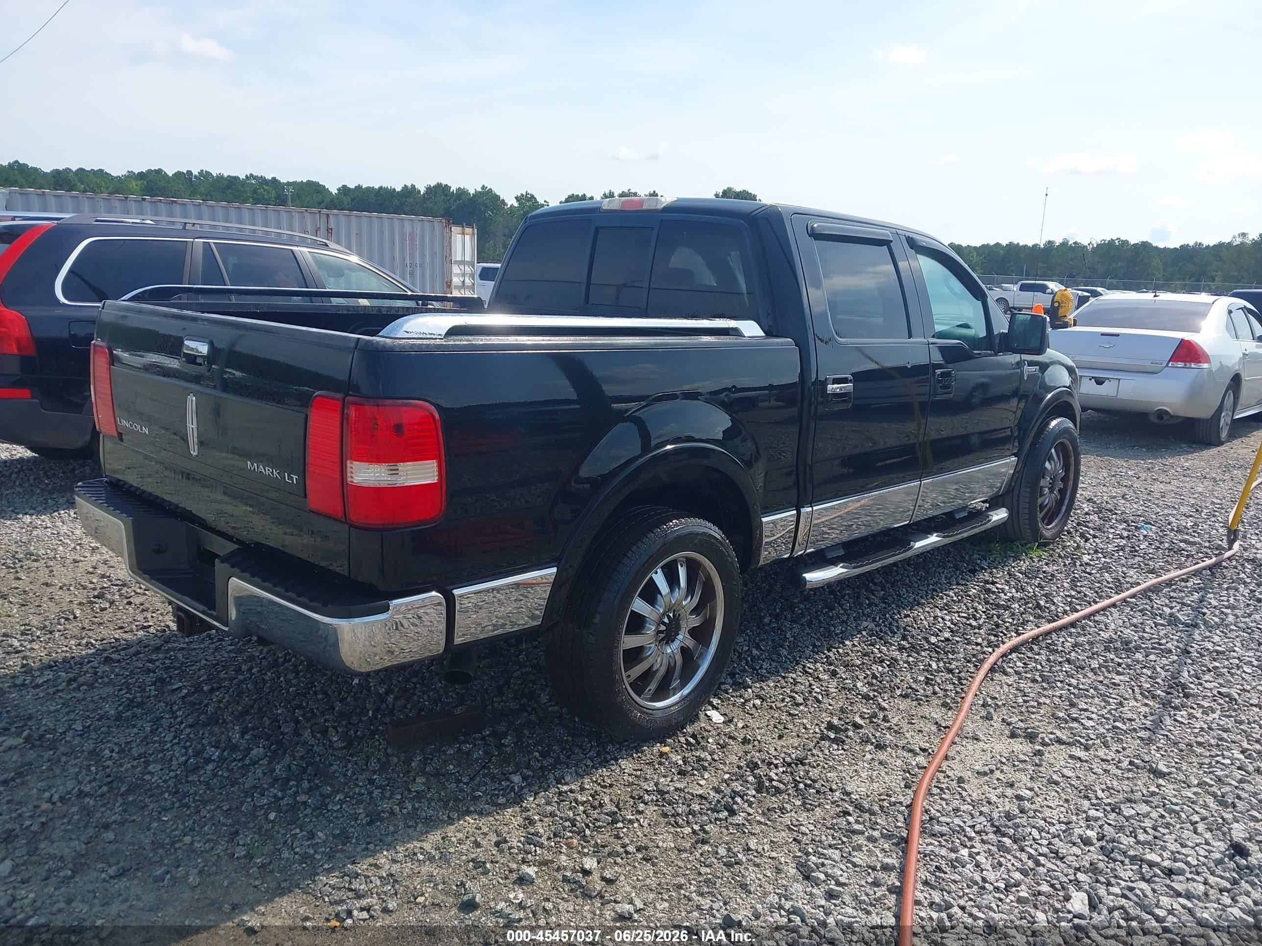 2006 Lincoln Mark Lt   Black vin: 5LTPW16556FJ20577