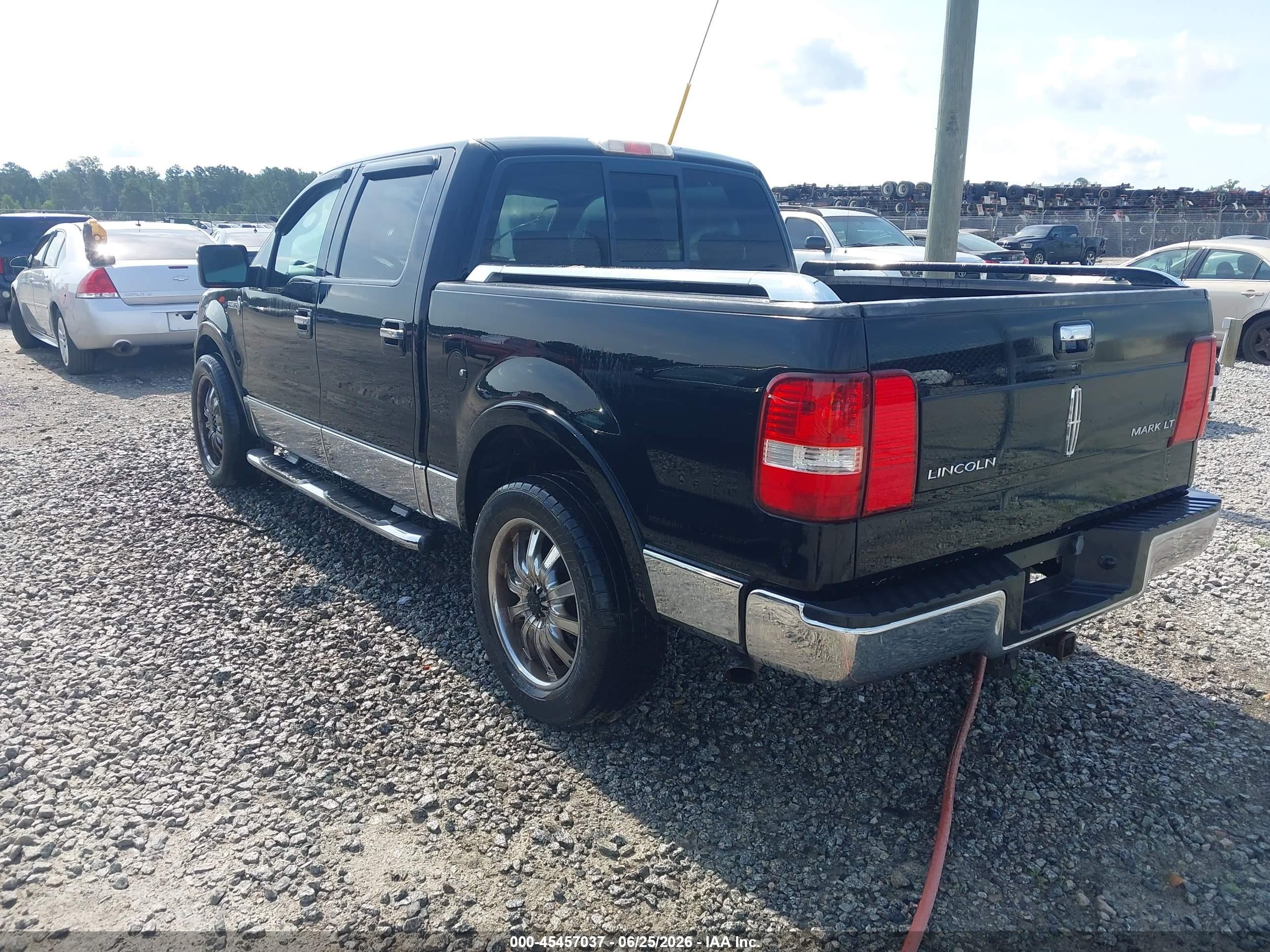 2006 Lincoln Mark Lt   Black vin: 5LTPW16556FJ20577