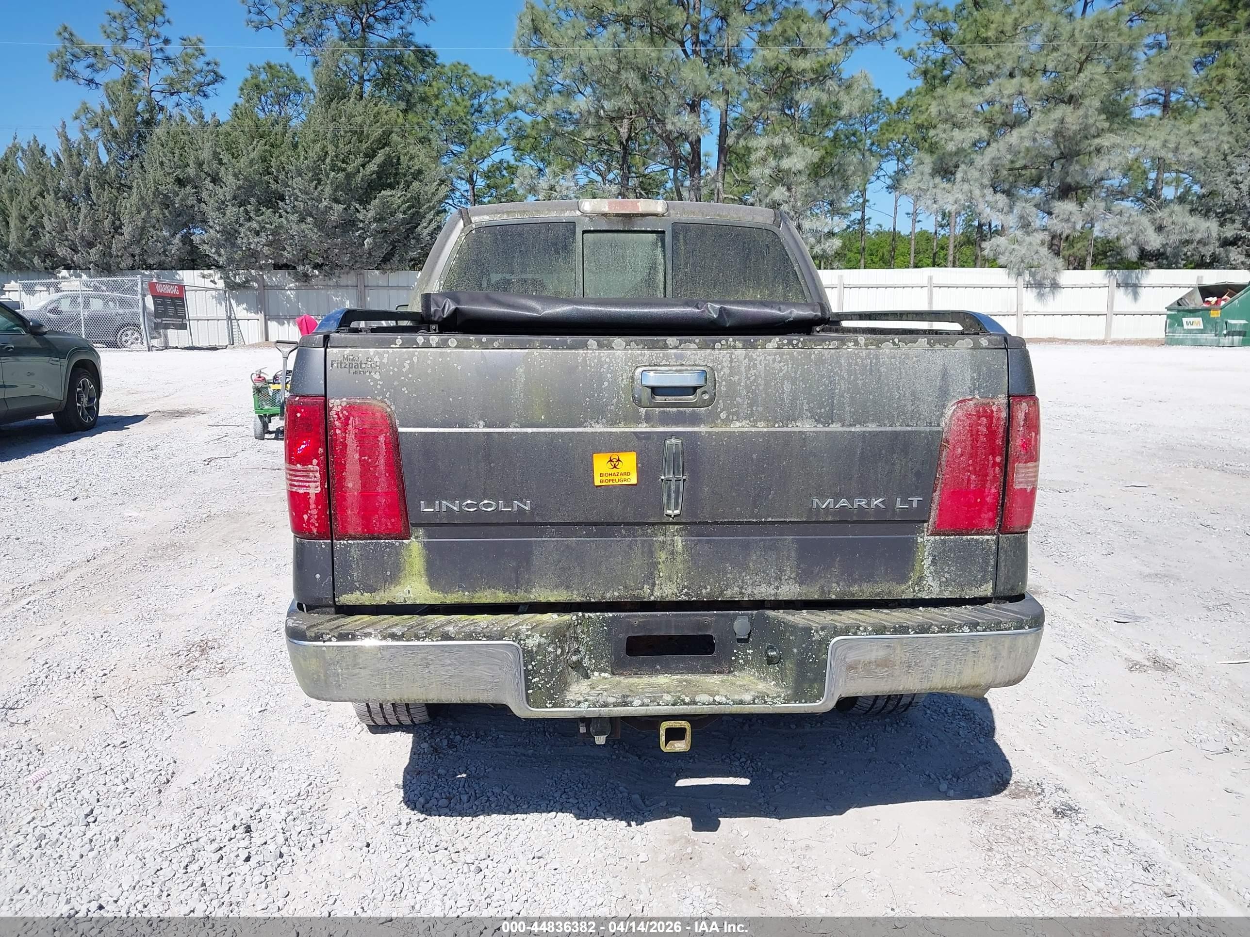 2006 Lincoln Mark Lt   Gray vin: 5LTPW16556FJ24919