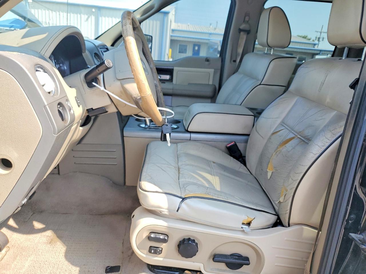 2006 Lincoln Mark Lt Black vin: 5LTPW16556FJ25536