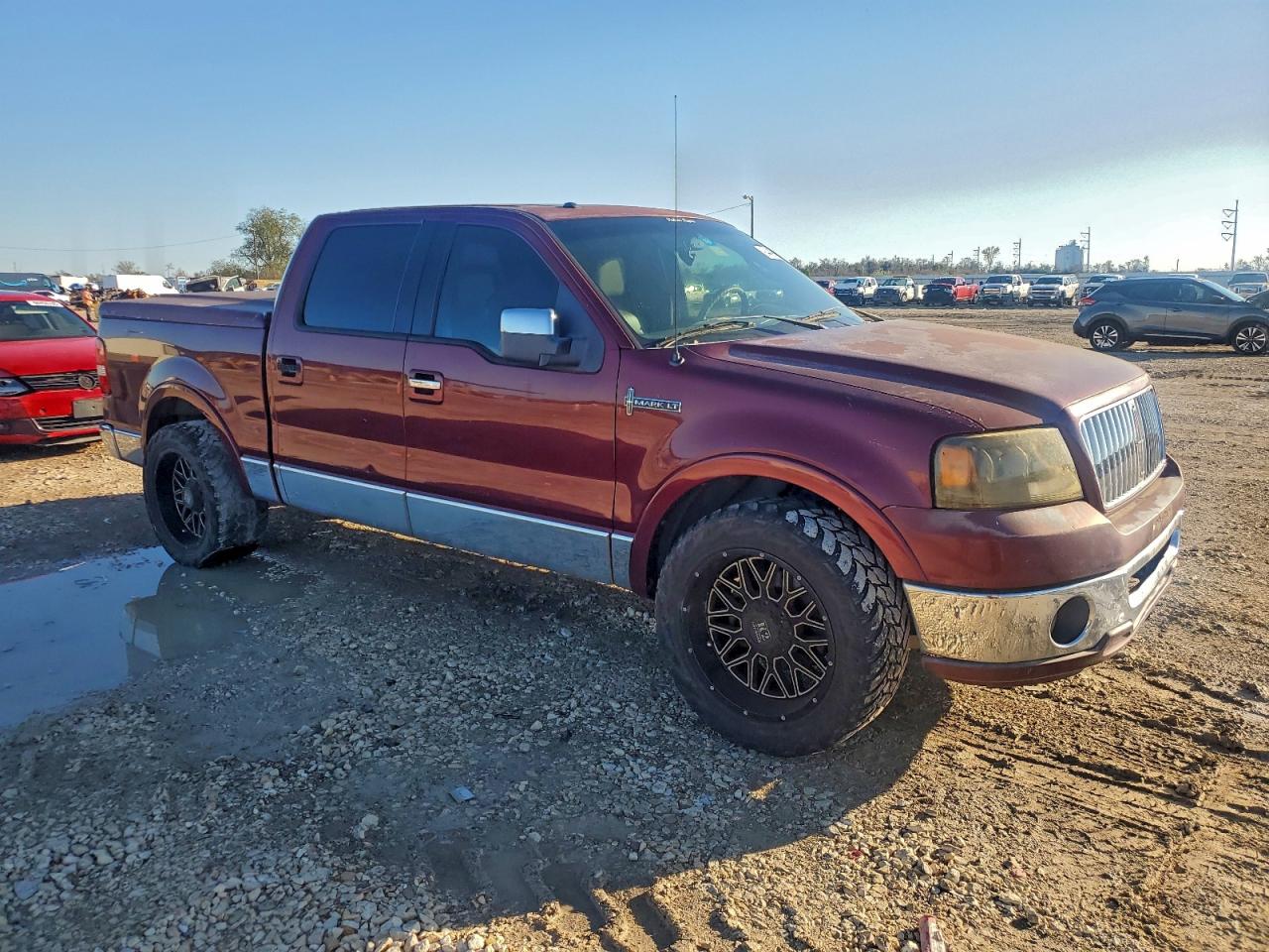 2006 Lincoln Mark Lt Maroon vin: 5LTPW16576FJ21388