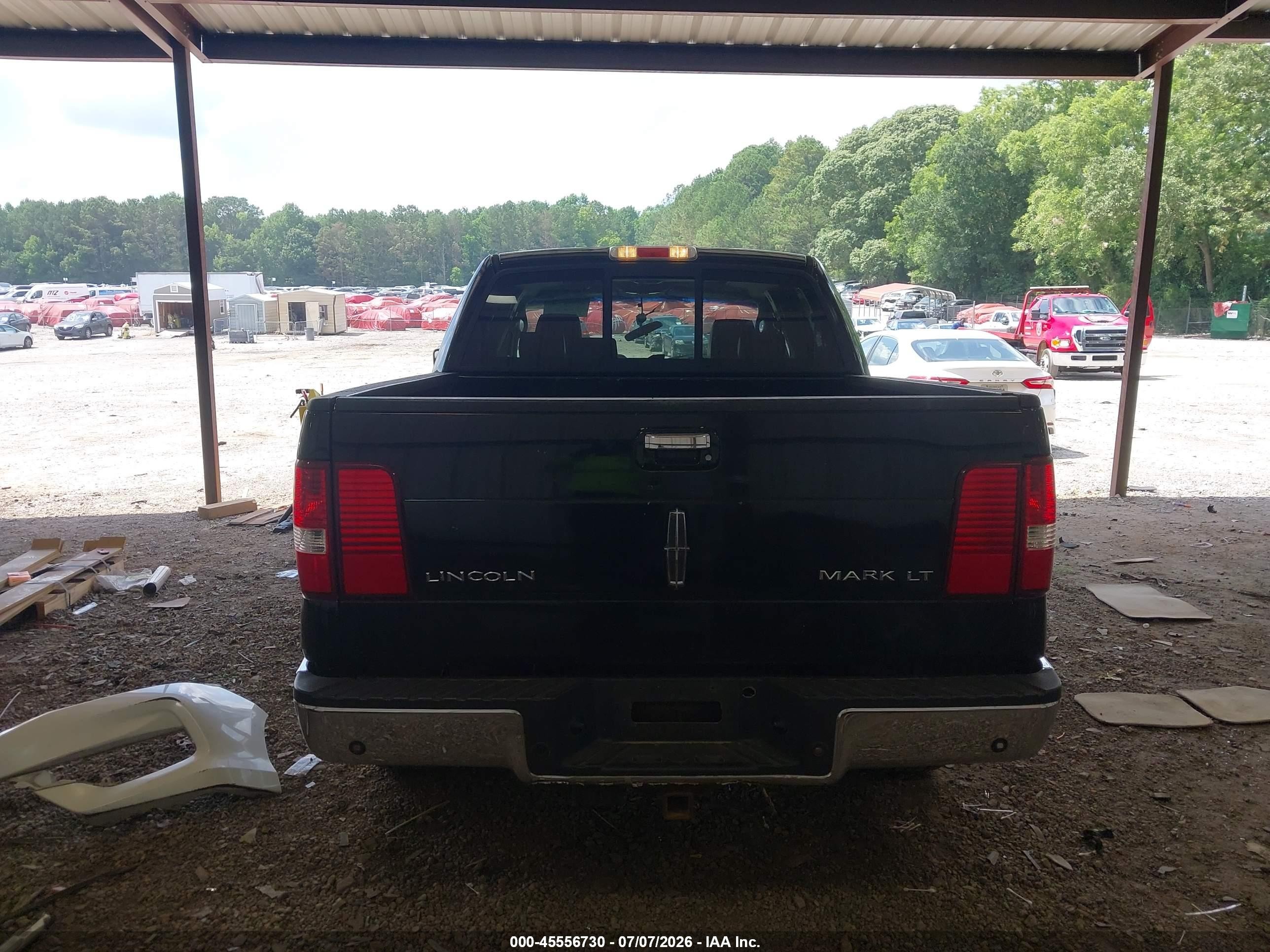 2006 Lincoln Mark Lt   Black vin: 5LTPW16576FJ25456