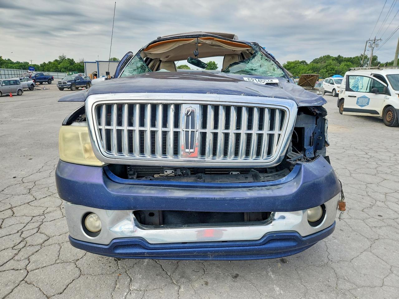 2007 Lincoln Mark Lt Blue vin: 5LTPW16577FJ10845