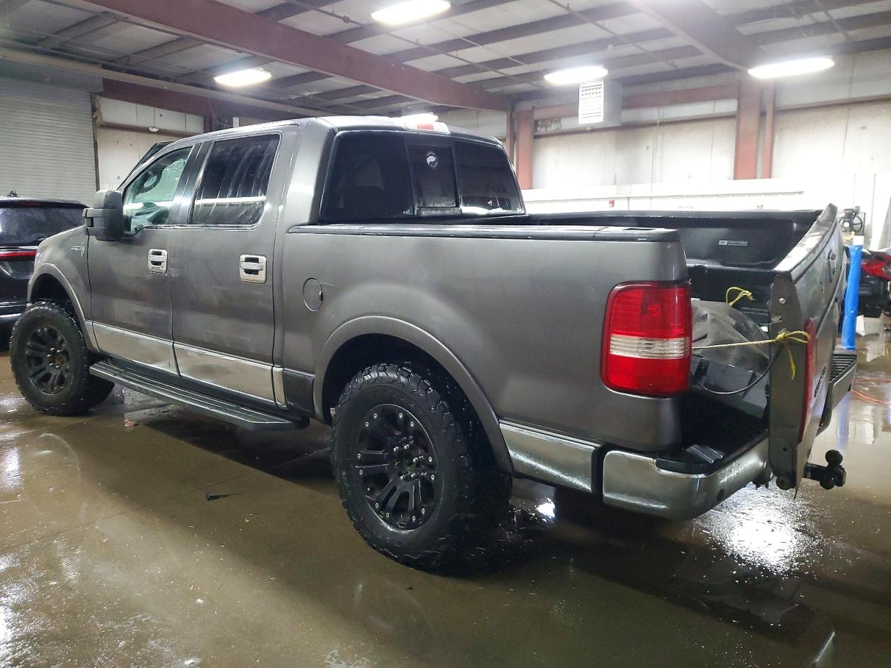 2006 Lincoln Mark Lt Gray vin: 5LTPW16586FJ14076
