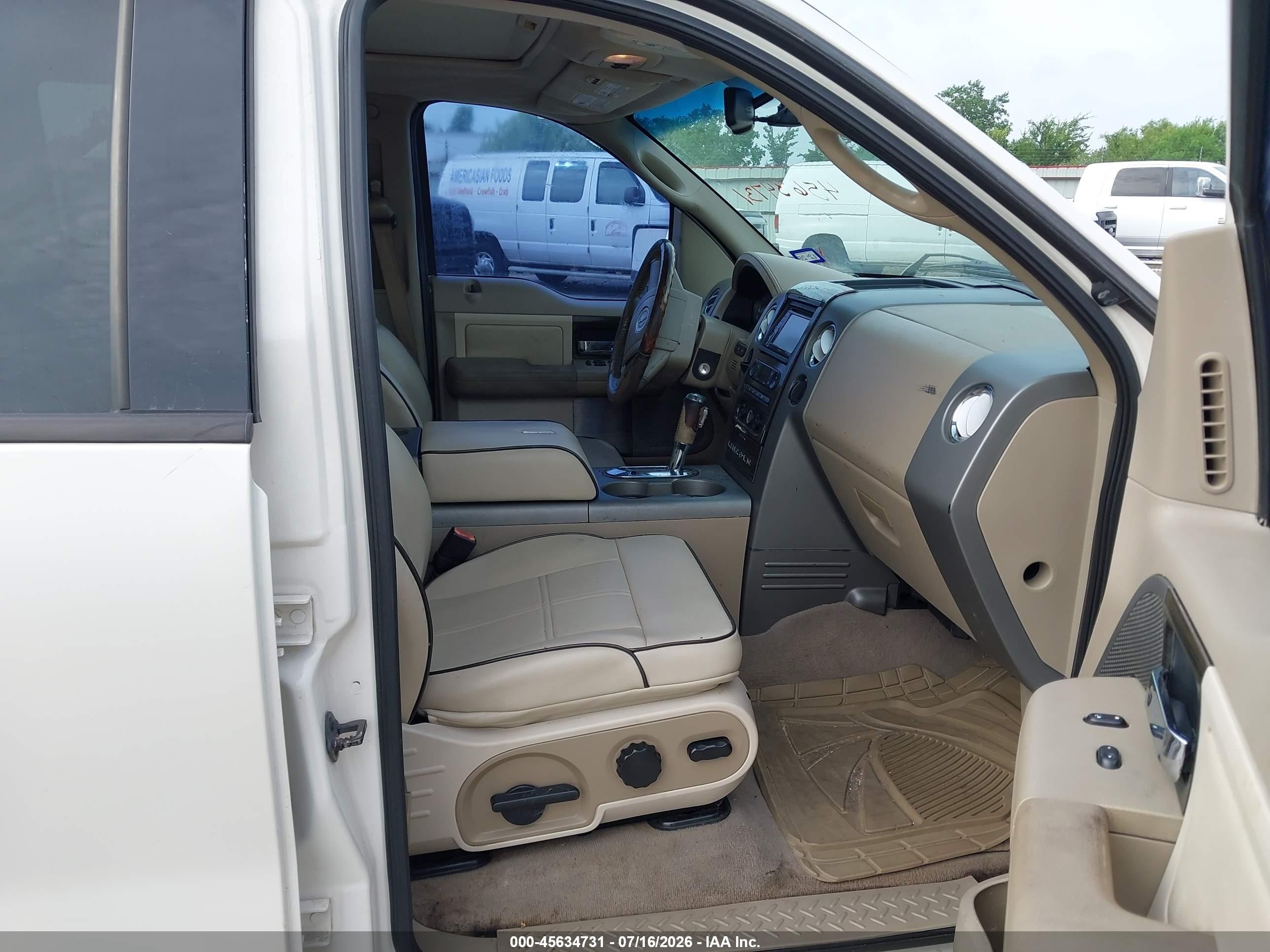 2007 Lincoln Mark Lt   Cream vin: 5LTPW16587FJ03130