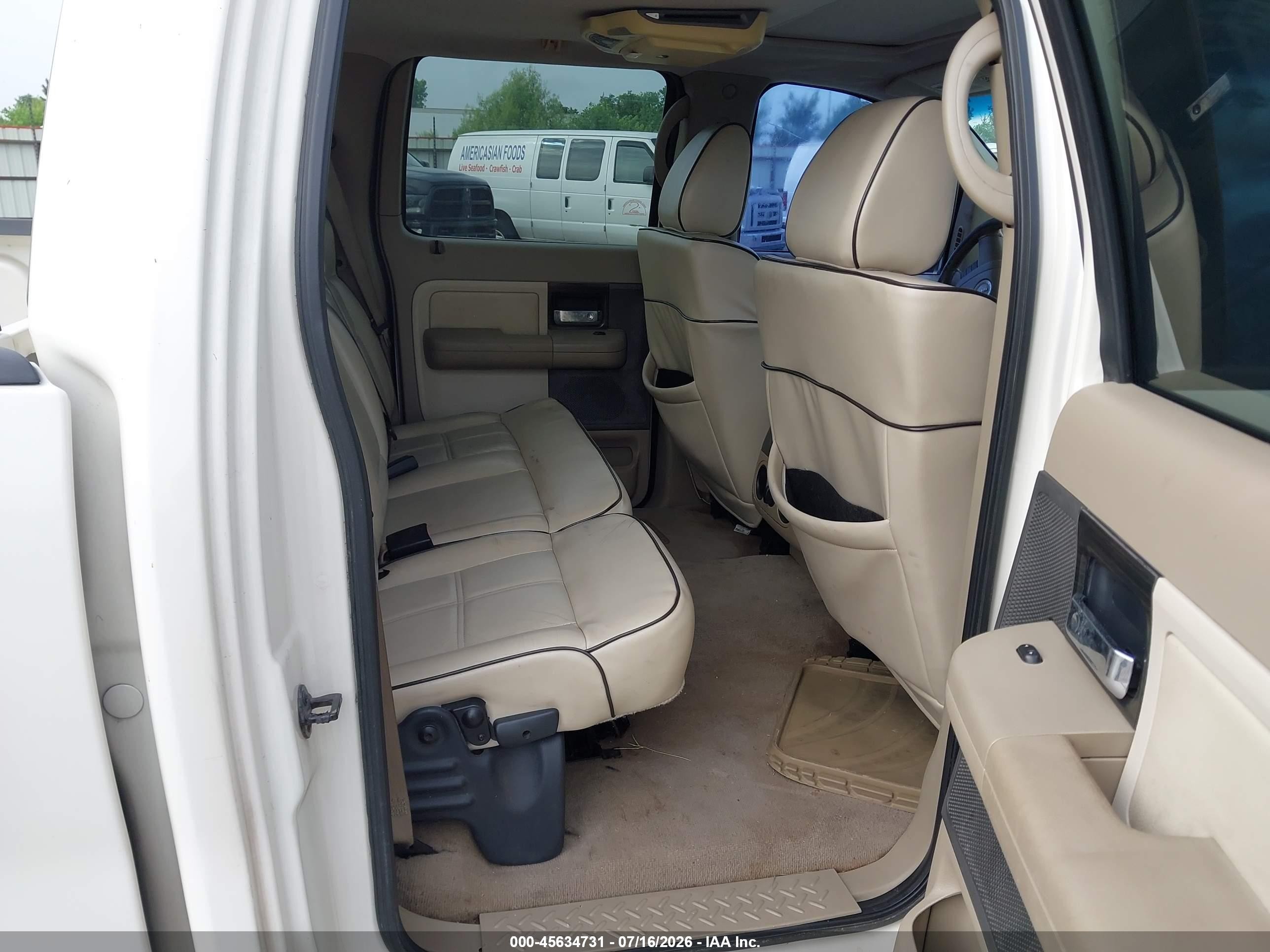2007 Lincoln Mark Lt   Cream vin: 5LTPW16587FJ03130