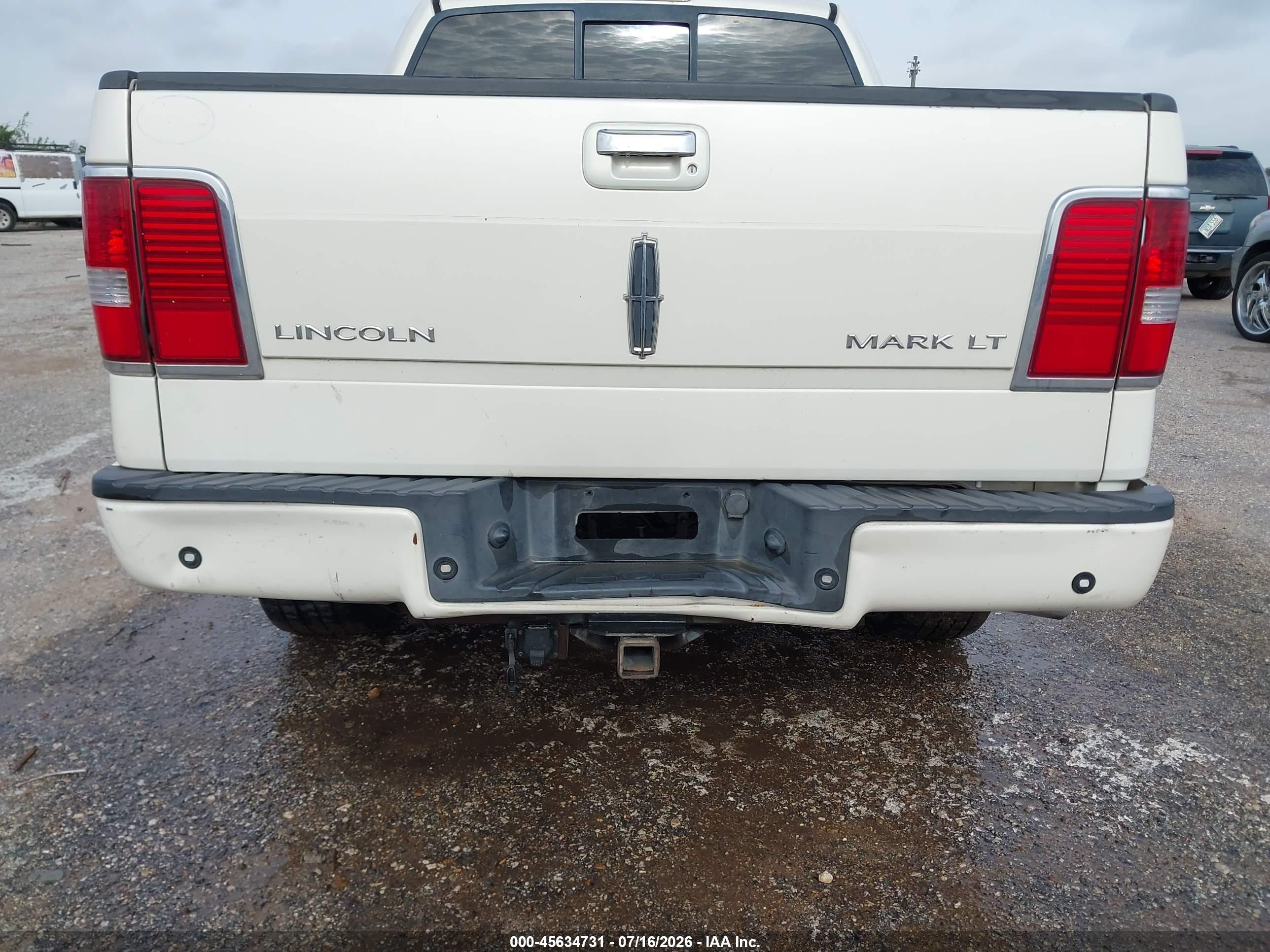 2007 Lincoln Mark Lt   Cream vin: 5LTPW16587FJ03130