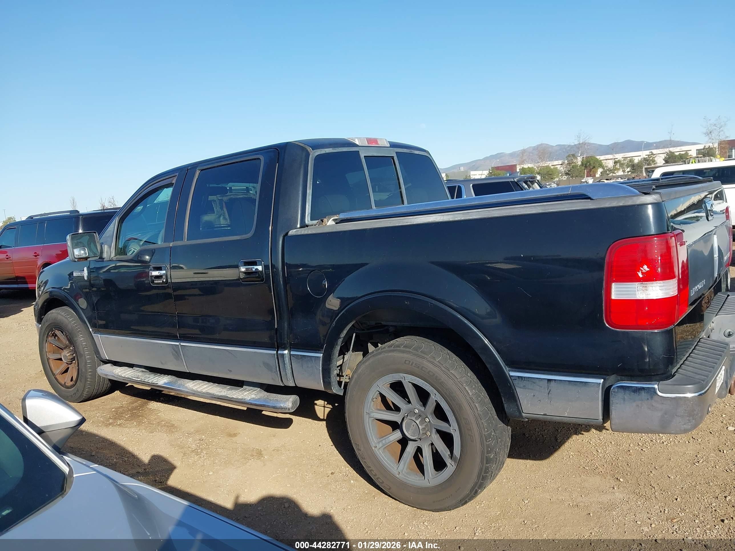 2006 Lincoln Mark Lt   Black vin: 5LTPW16596FJ18735