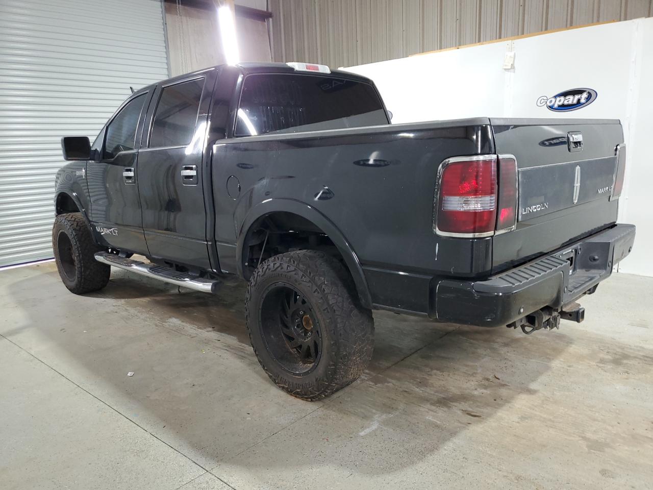 2007 Lincoln Mark Lt Black vin: 5LTPW16597FJ09857 Damage: Left Tail Light, Broken, Replacement Required