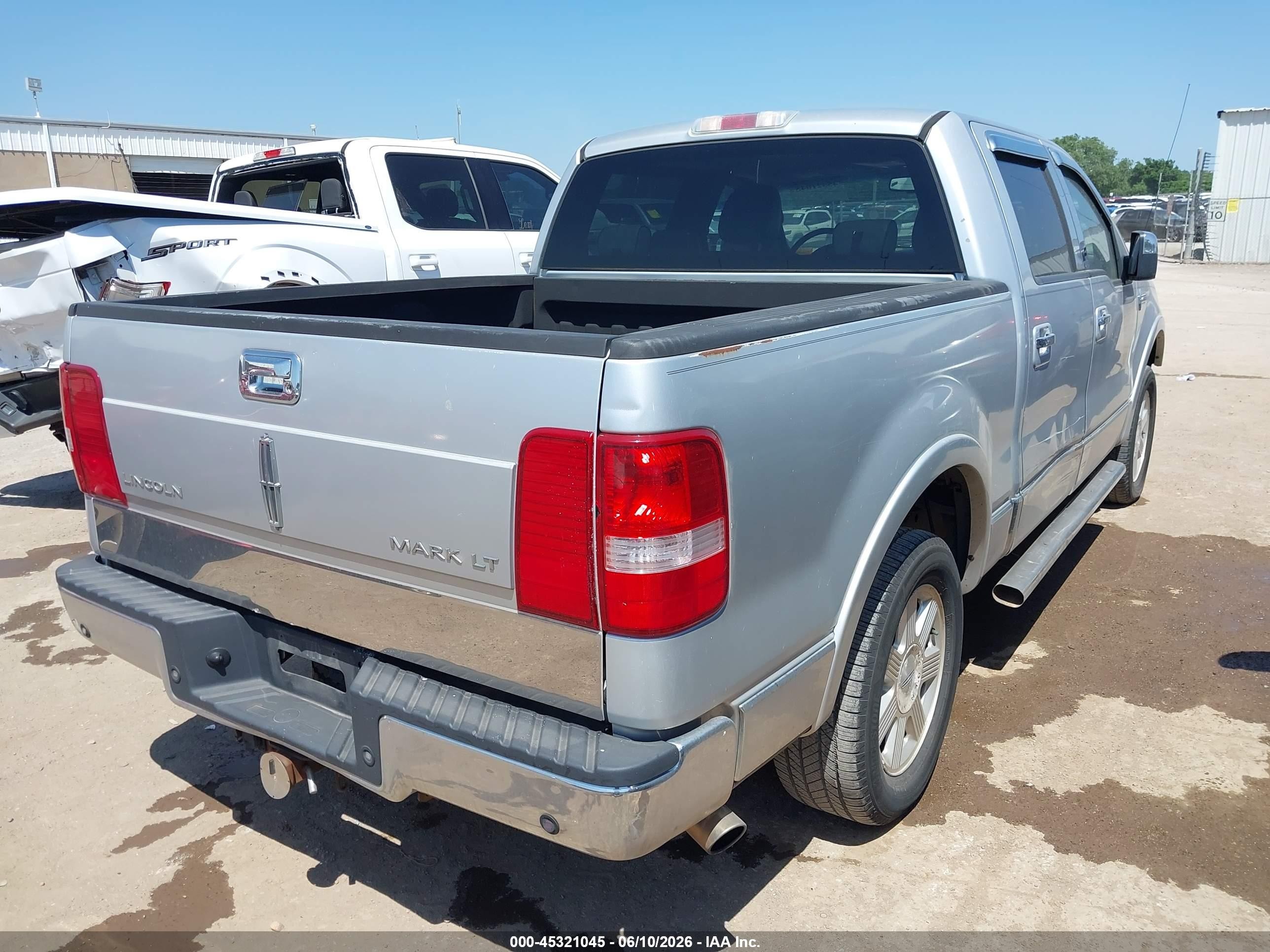 2006 Lincoln Mark Lt   Silver vin: 5LTPW165X6FJ18453