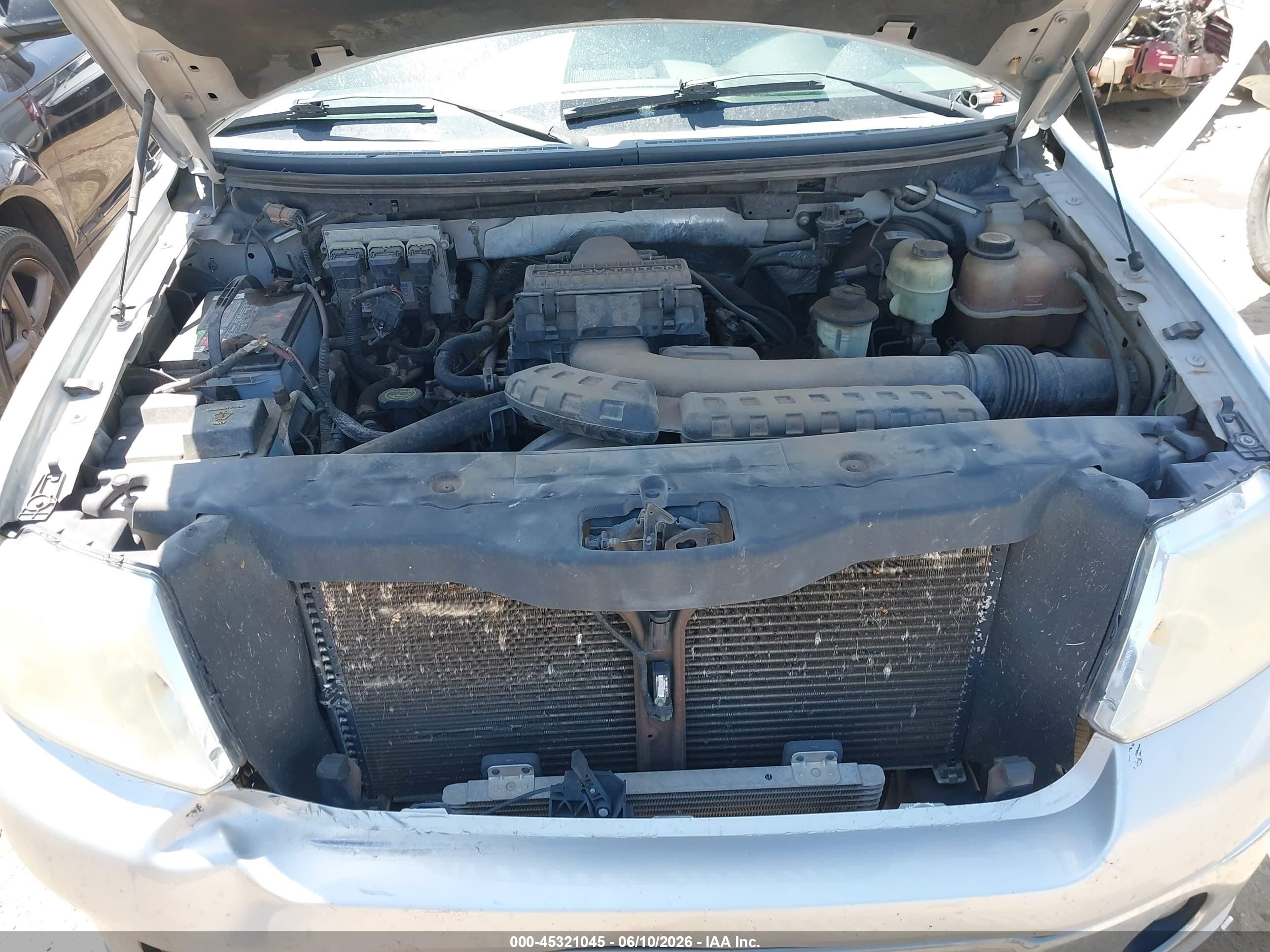 2006 Lincoln Mark Lt   Silver vin: 5LTPW165X6FJ18453