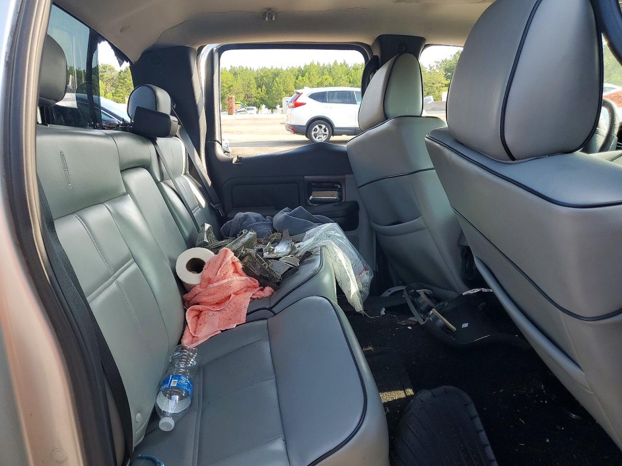 2006 Lincoln Mark Lt Silver vin: 5LTPW165X6FJ25189