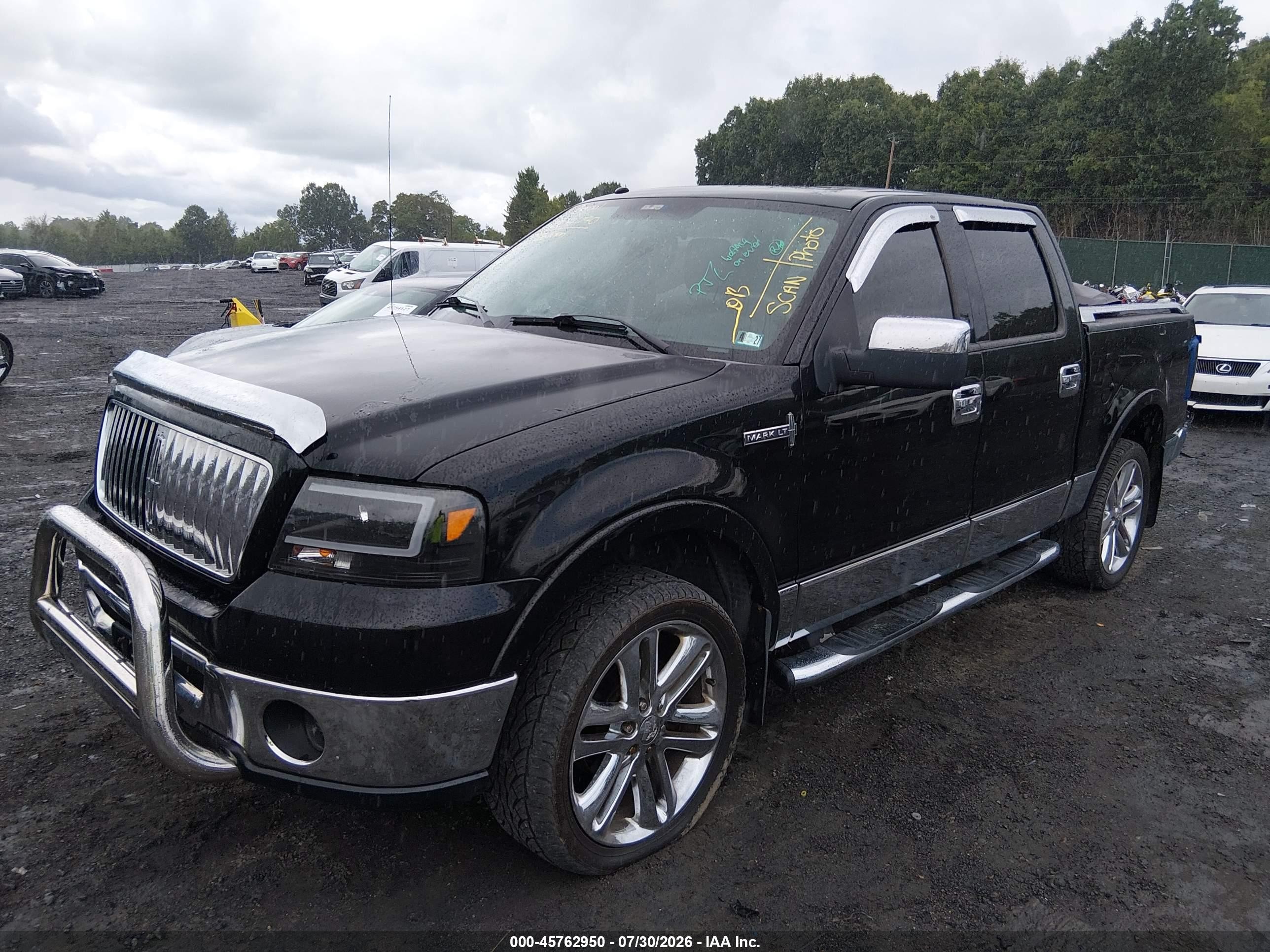 2006 Lincoln Mark Lt   Black vin: 5LTPW18506FJ21942